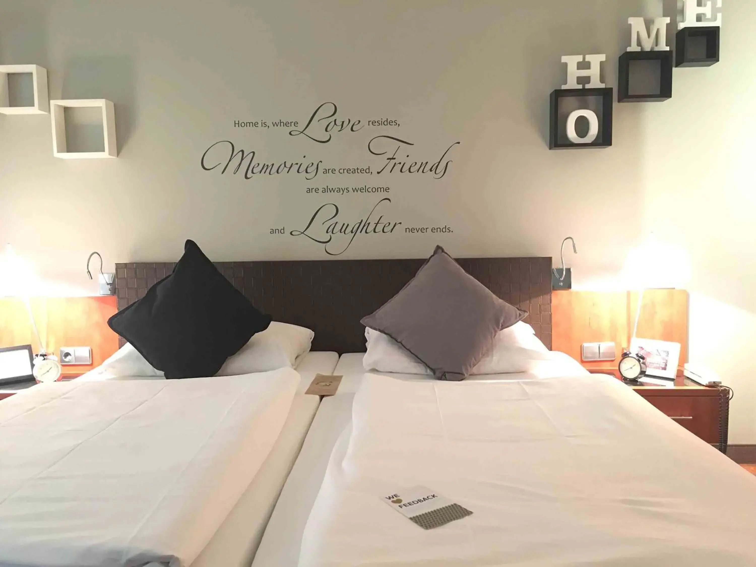 Bedroom, Bed in Mercure Hotel & Residenz Berlin Checkpoint Charlie Bedroom, Bed in Mercure Hotel & Residenz Berlin Checkpoint Charlie