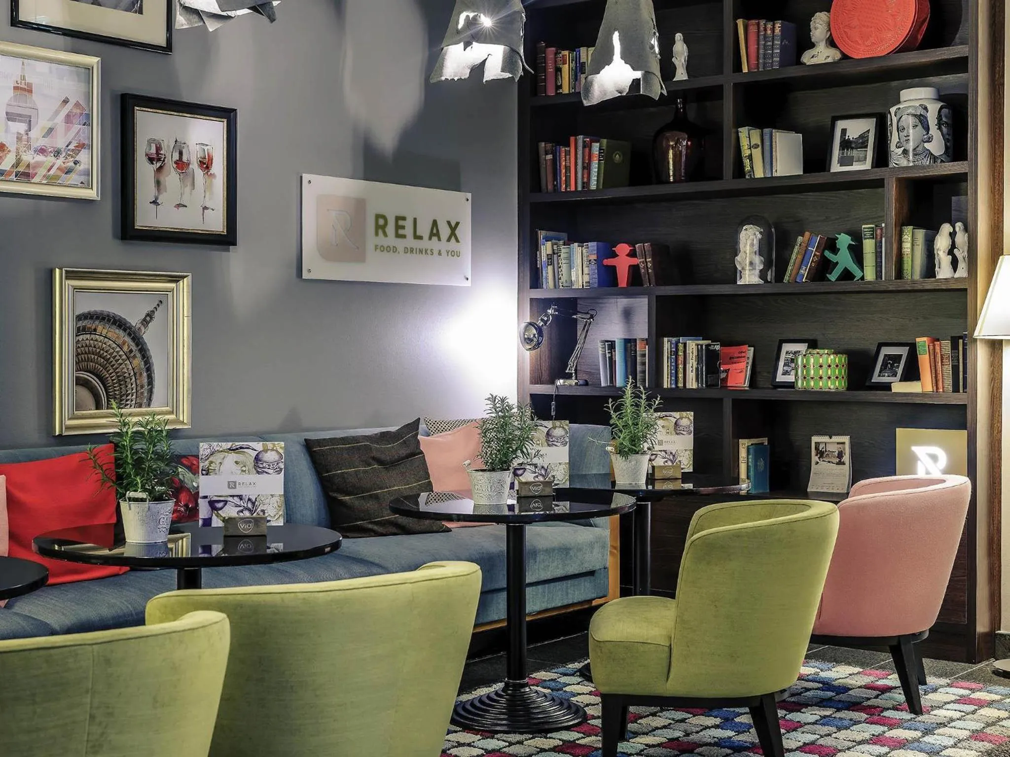 Lounge or bar in Mercure Hotel & Residenz Berlin Checkpoint Charlie