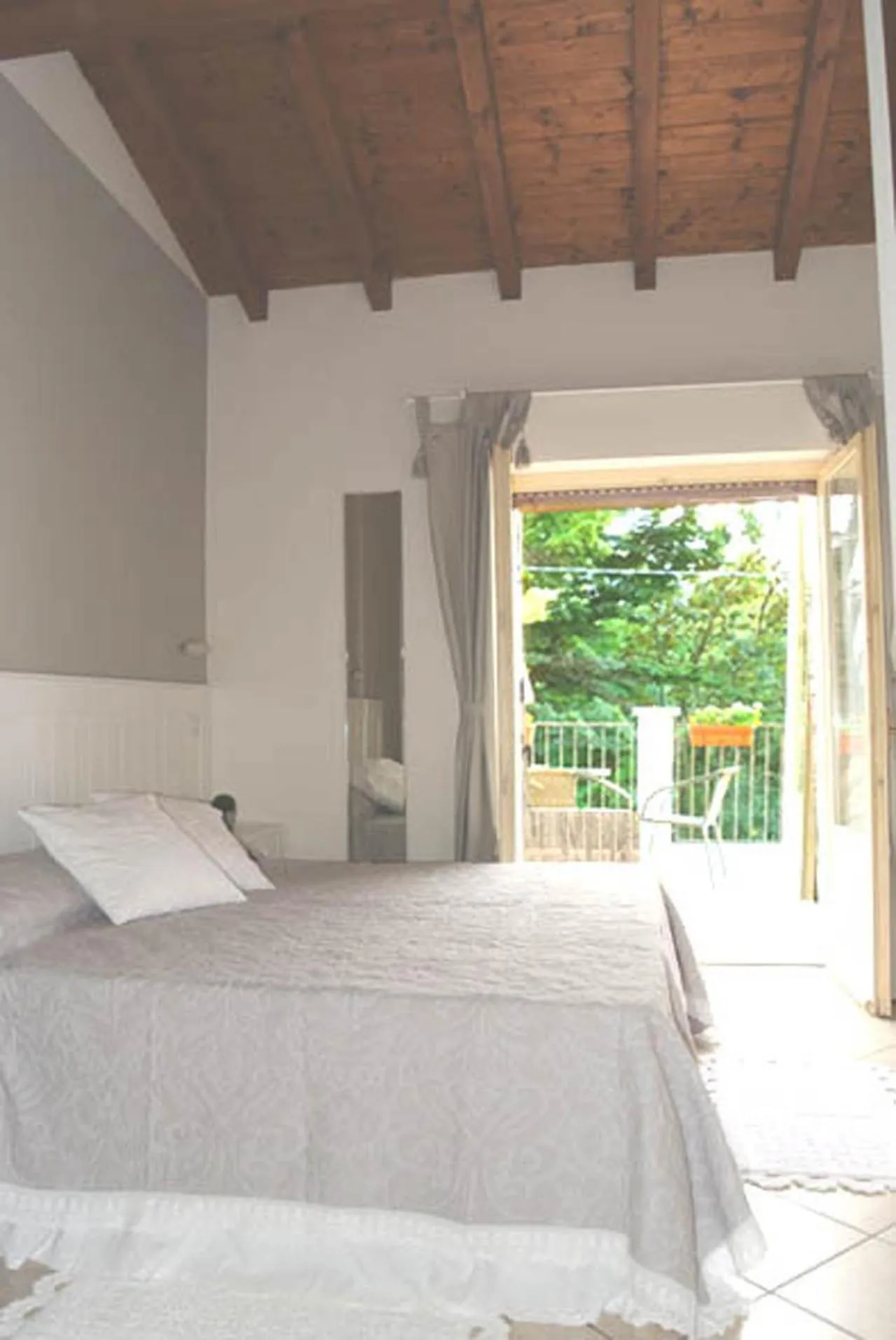 Day, Bed in La Locanda Al Lago