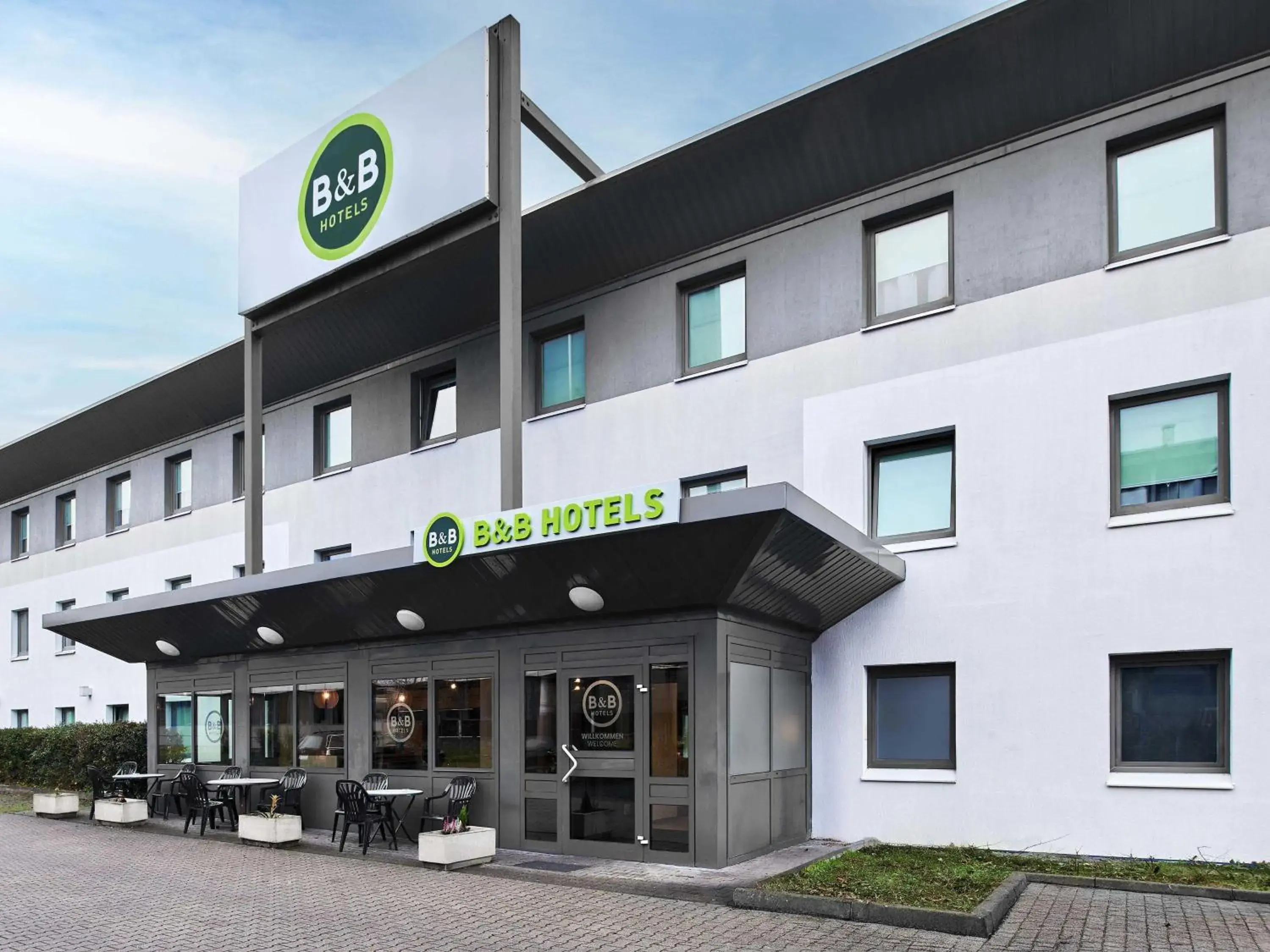 Property building in B&B HOTEL Wiesbaden-Ost Property building in B&B HOTEL Wiesbaden-Ost