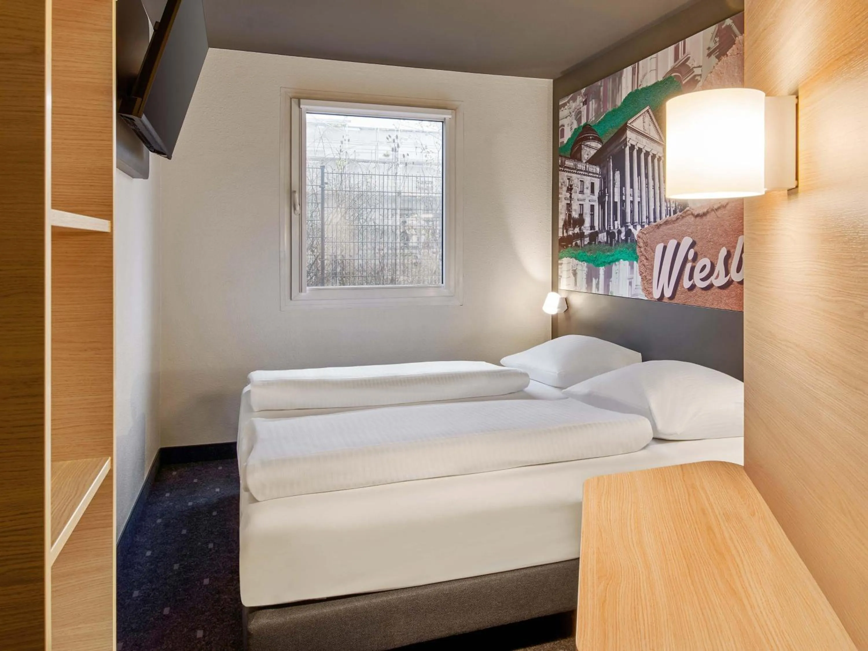 Photo of the whole room, Bed in B&B HOTEL Wiesbaden-Ost