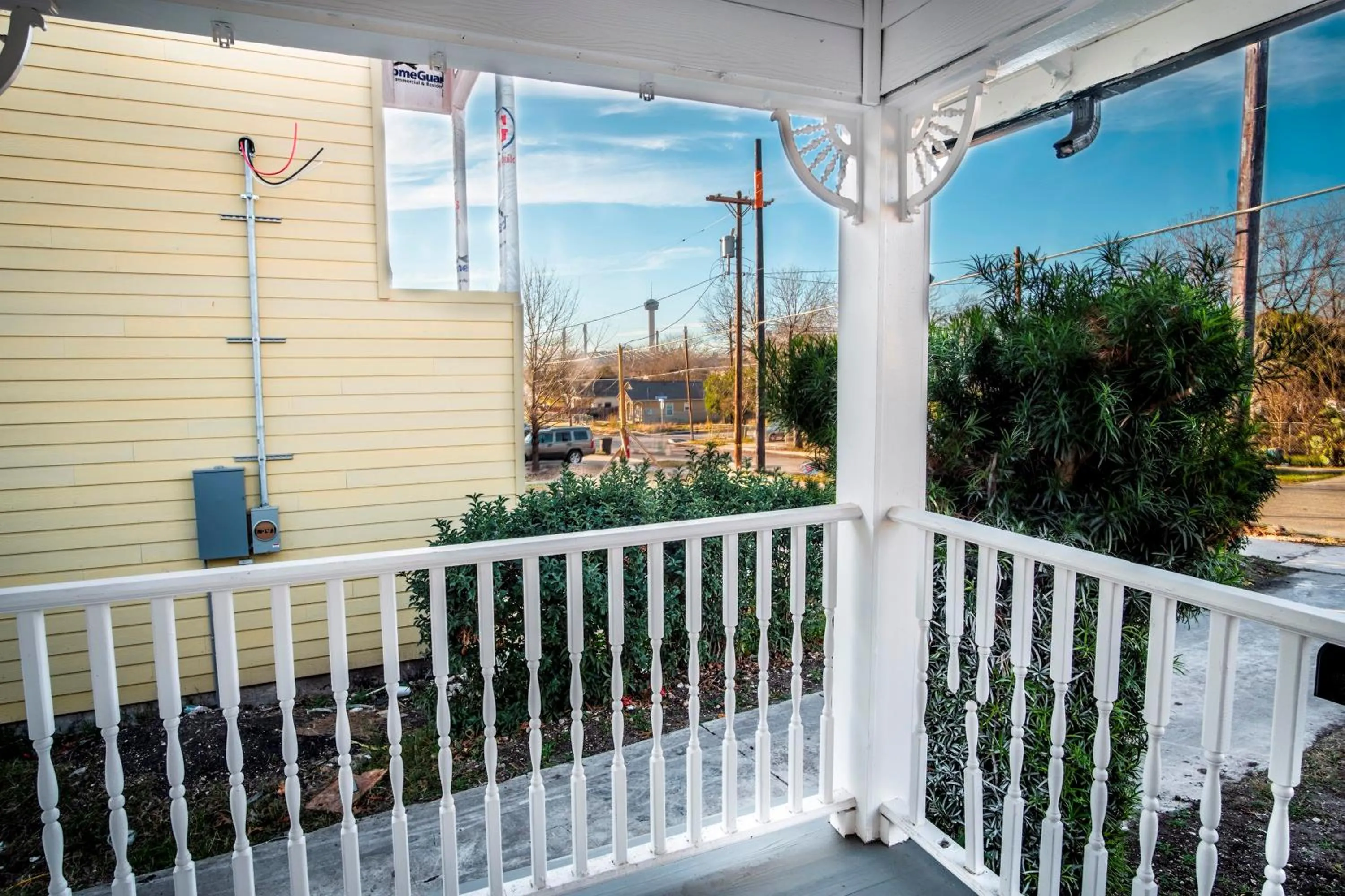 Other in Downtown View Cozy 2BR1BA Home Sleeps 8