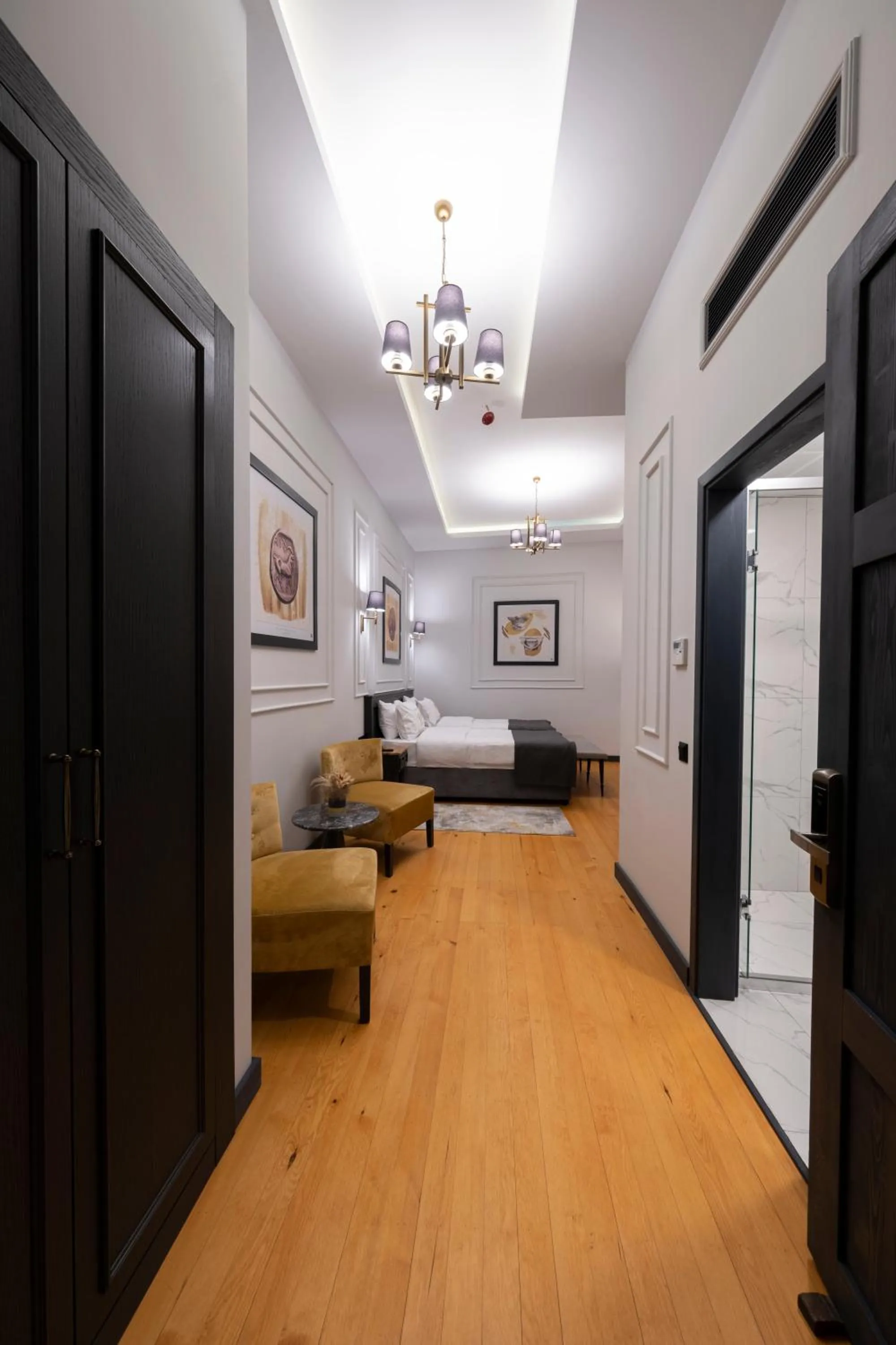 Living room, Bed in Ferman Port Hotel - Special Category