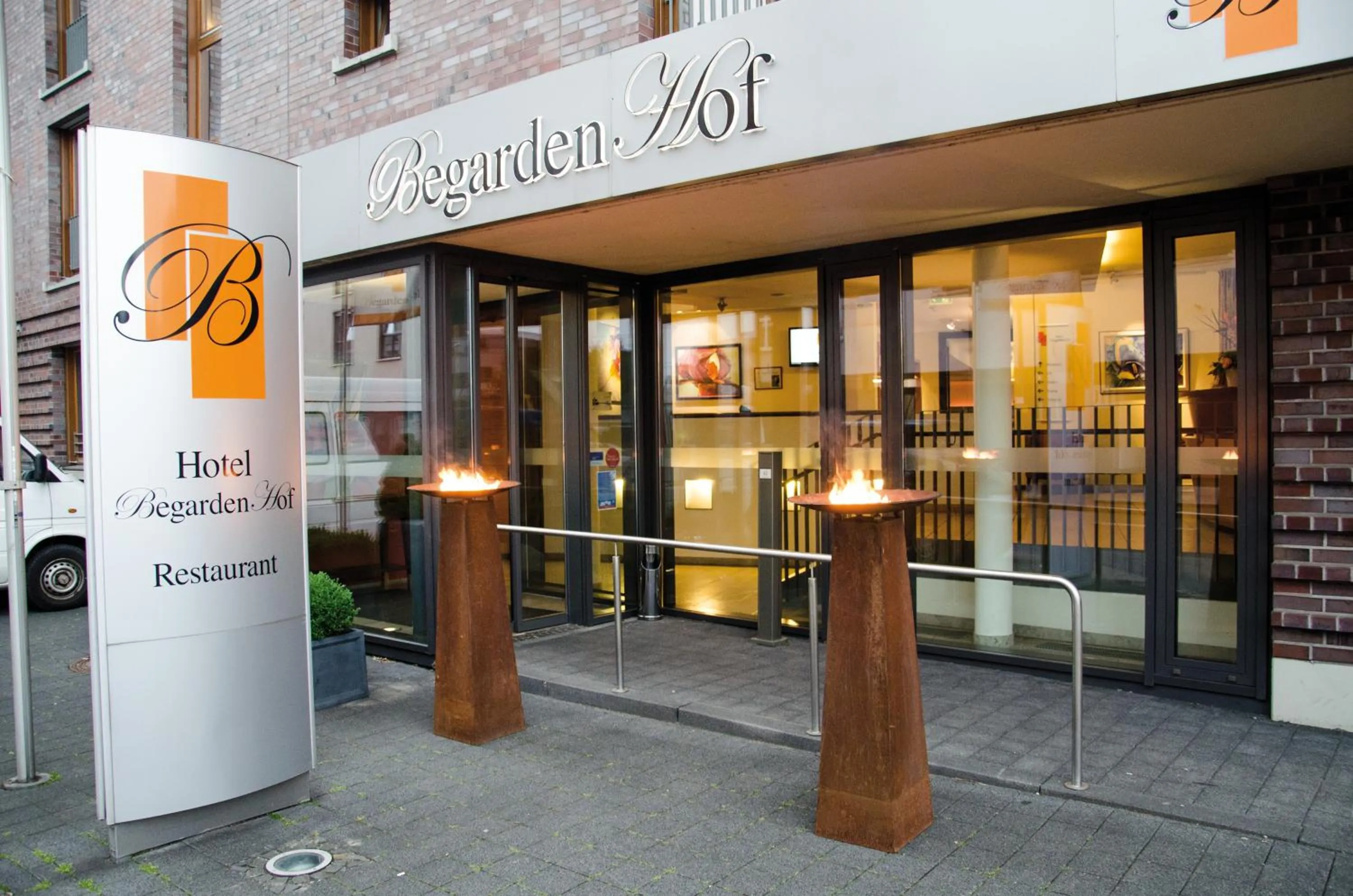 Facade/entrance in Hotel Begardenhof