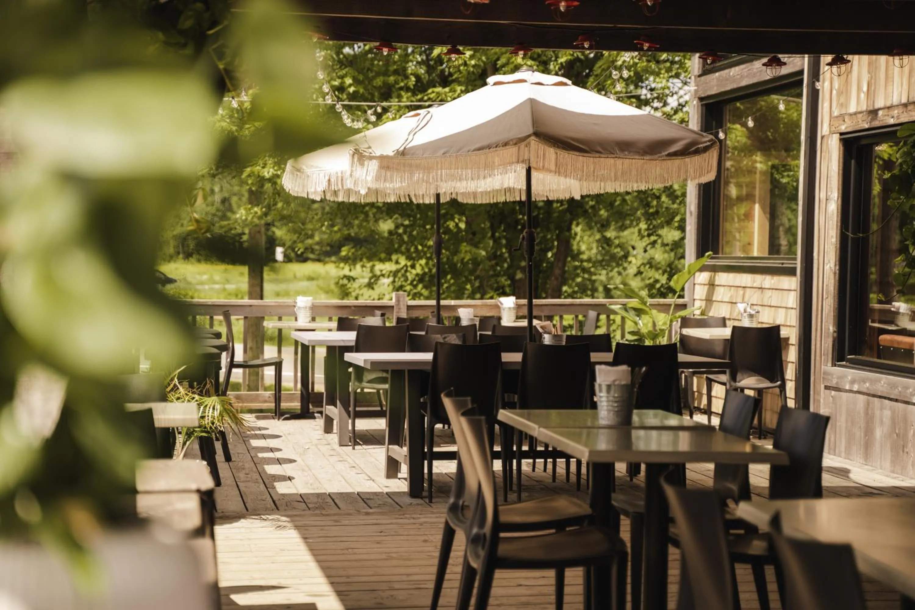 Property building in Le 2800 du Parc