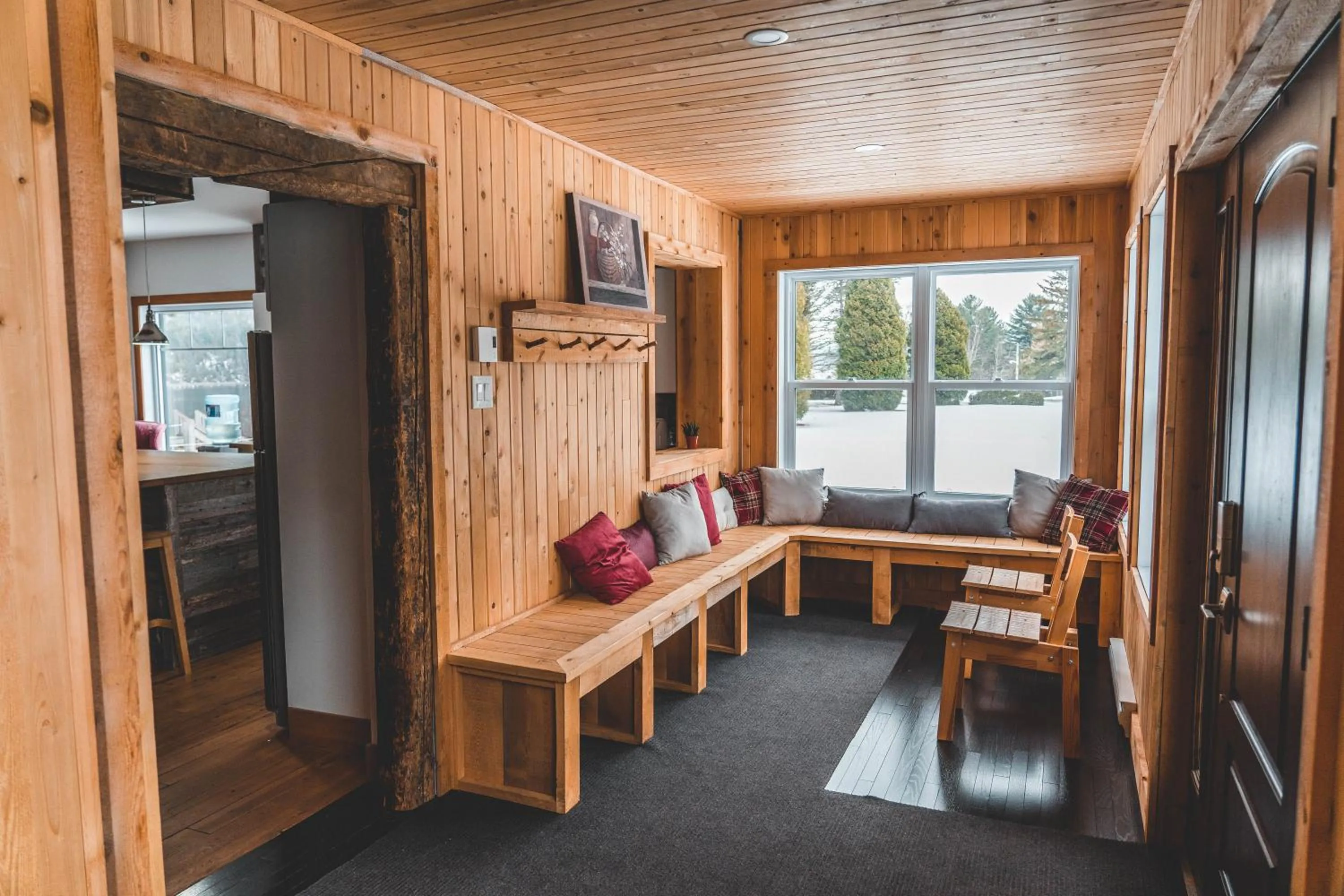 Facade/entrance in Le 2800 du Parc