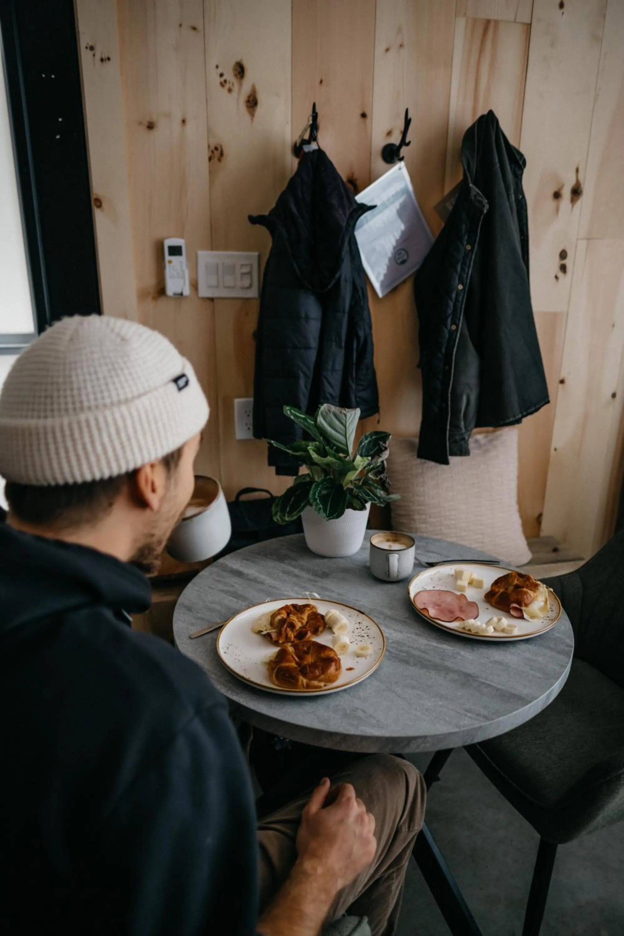 People in Le 2800 du Parc