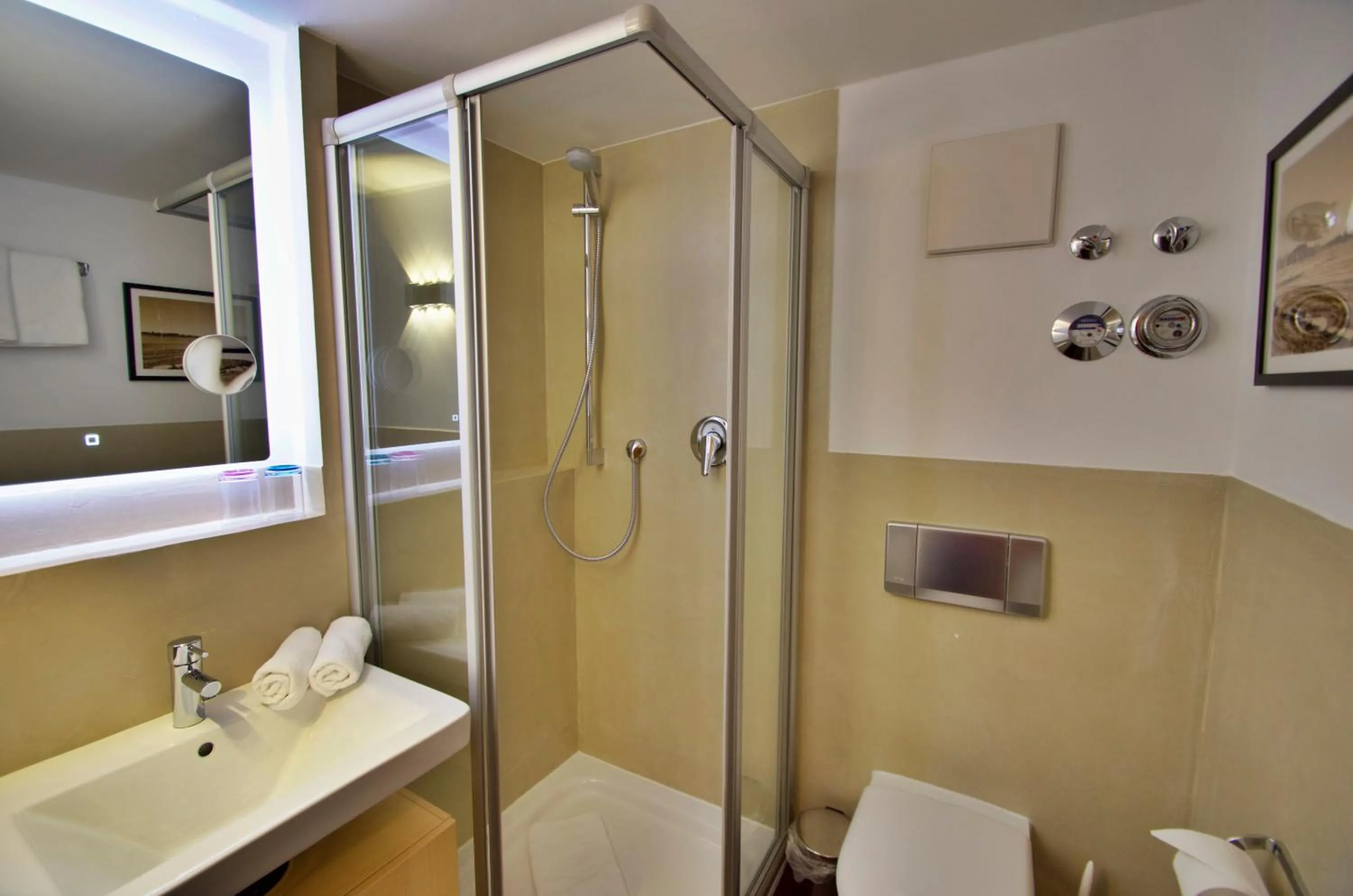 Toilet in Hotel Ferienhaus Fux