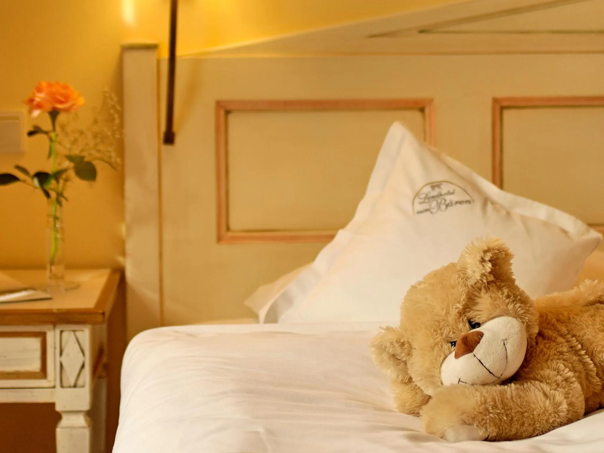 Decorative detail, Bed in Landhotel Zum Bären