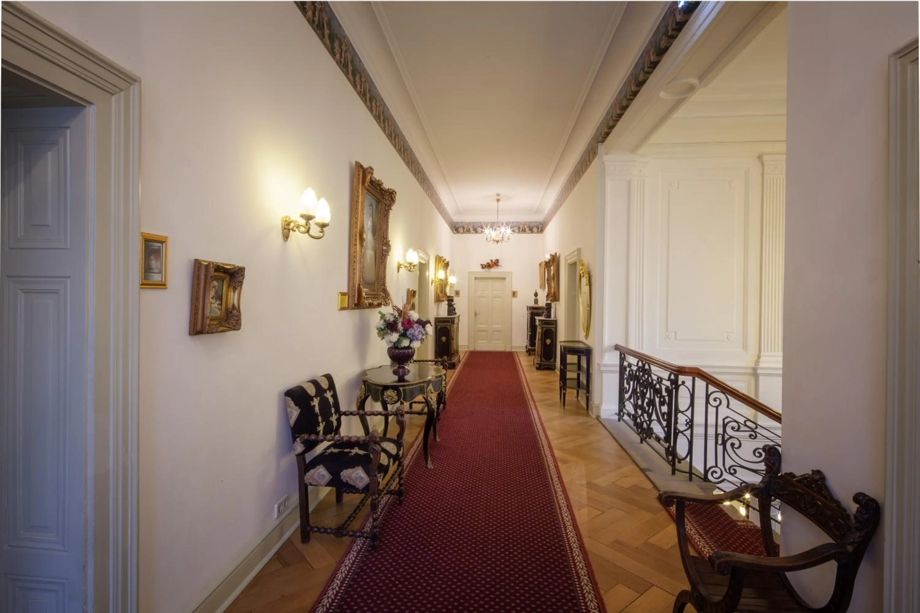 Area and facilities in Hotel Belle Epoque