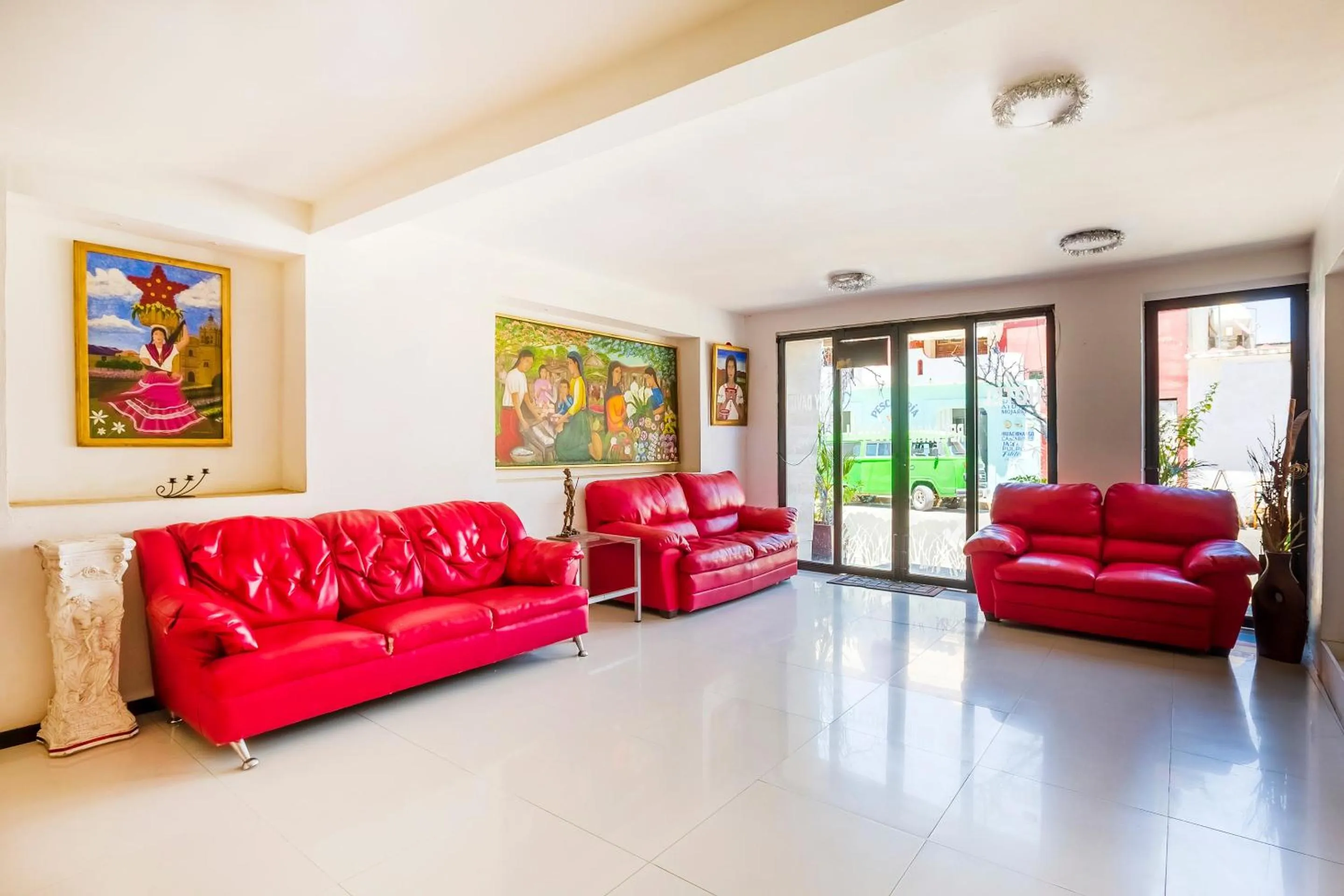 Lobby or reception in OYO Hotel Rey David, Oaxaca