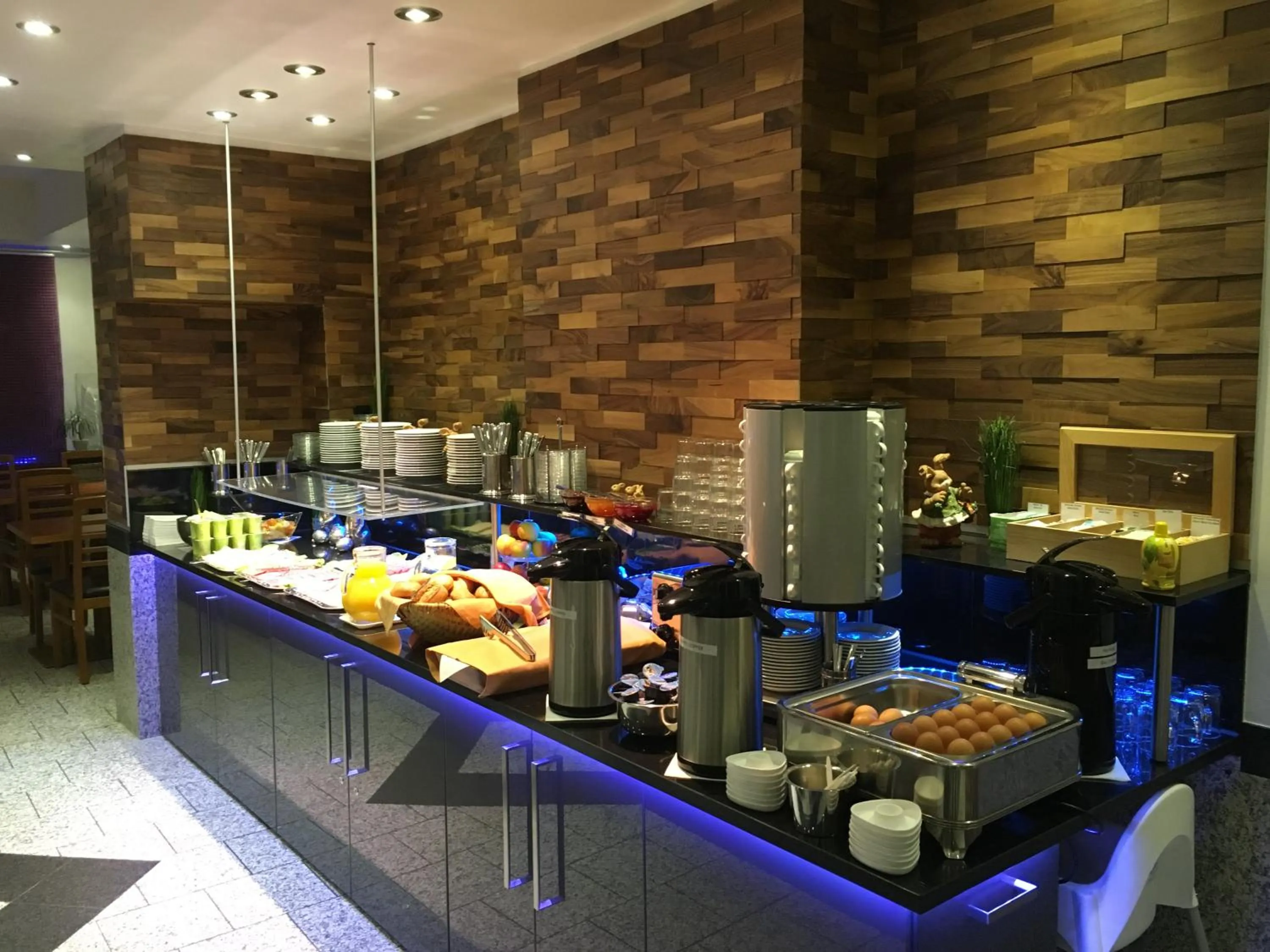 Food and drinks in Breslauer Hof Am Dom