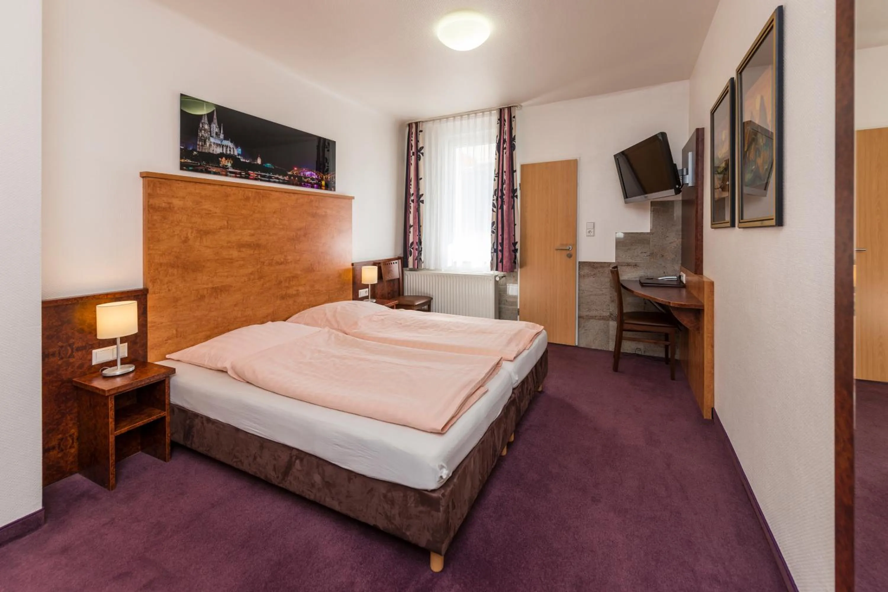 Bed in Breslauer Hof Am Dom