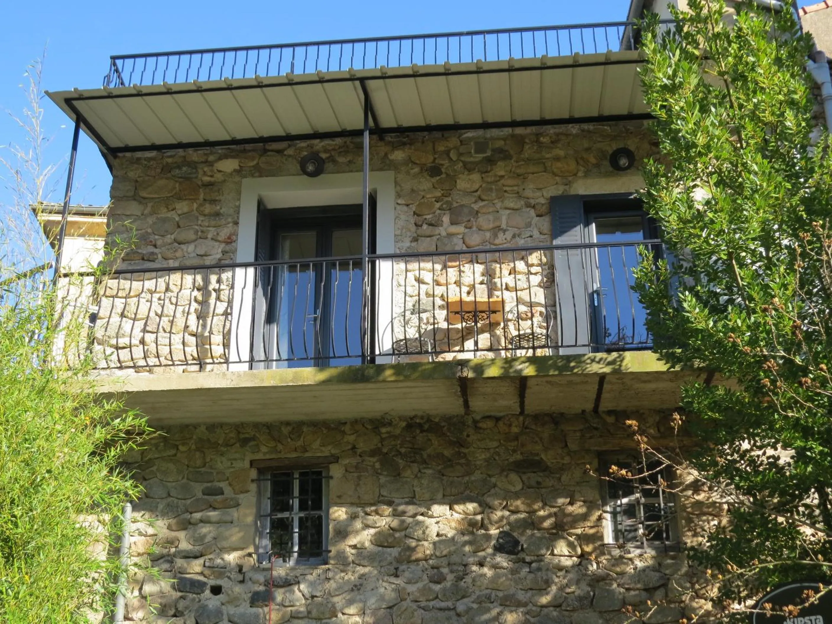 Property building in Chez Cécile et Mickaël