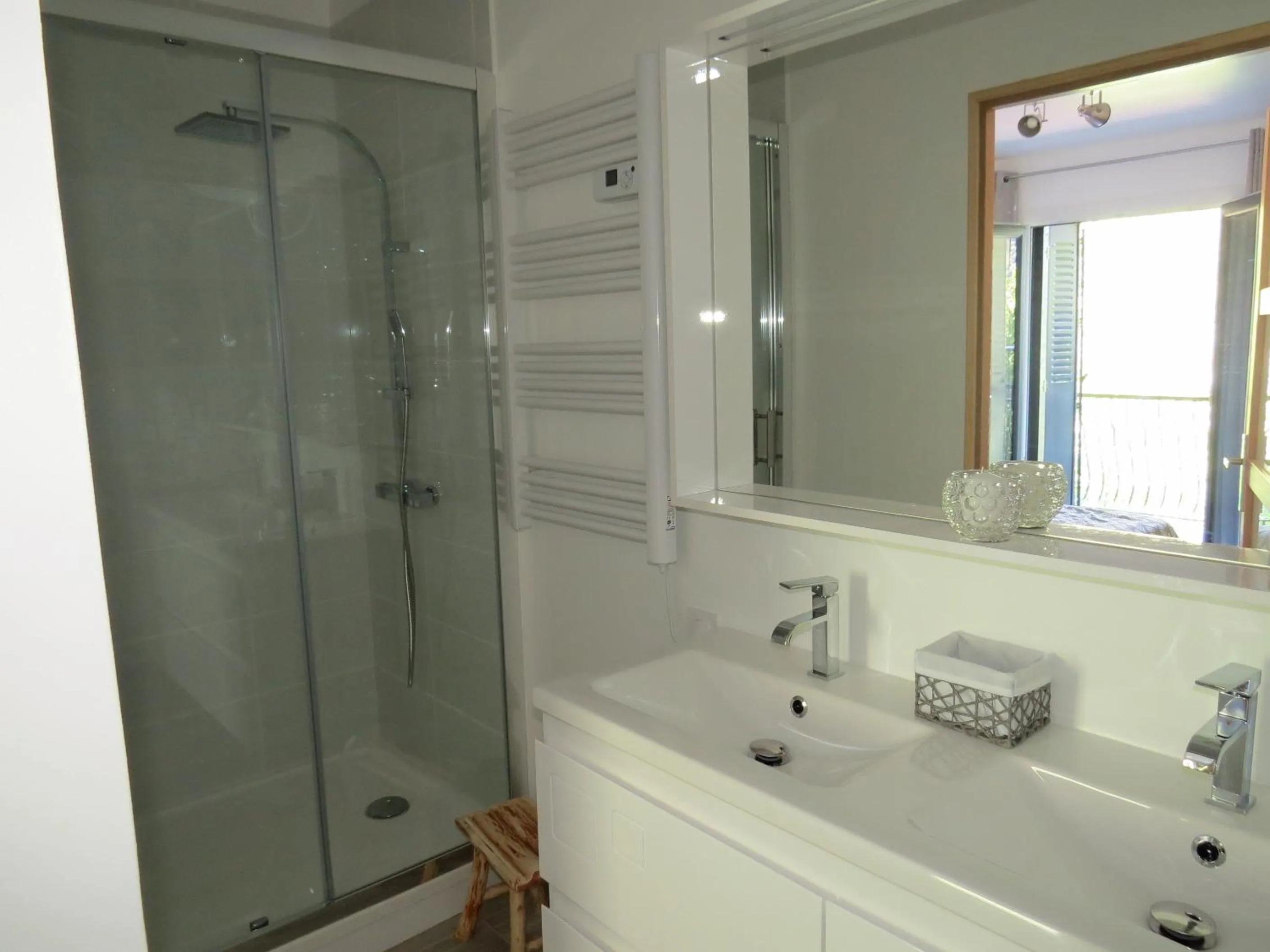 Bathroom in Chez Cécile et Mickaël