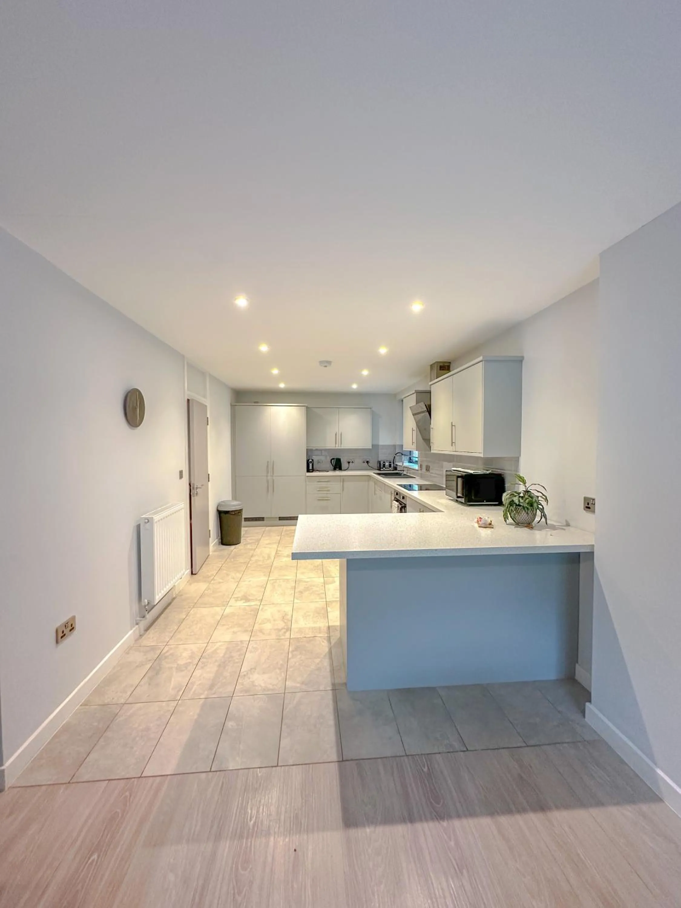 Baker Street Apartments