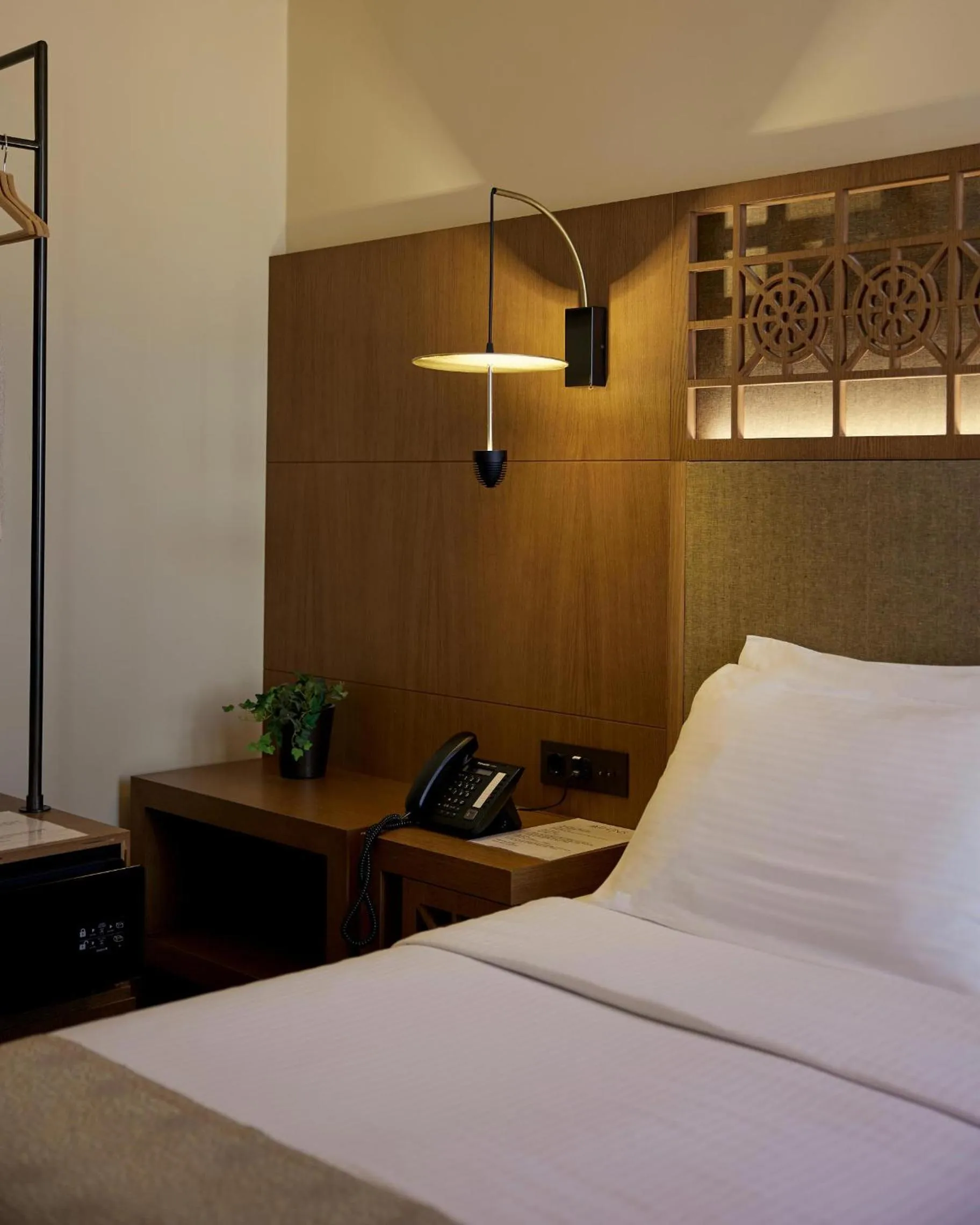 Bed in Athens 1890 Hotel & Spa