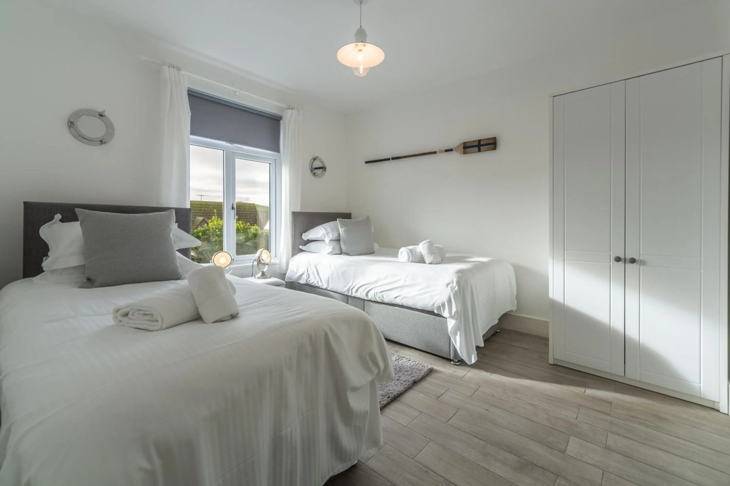 Property building, Bed in Miss Fishers