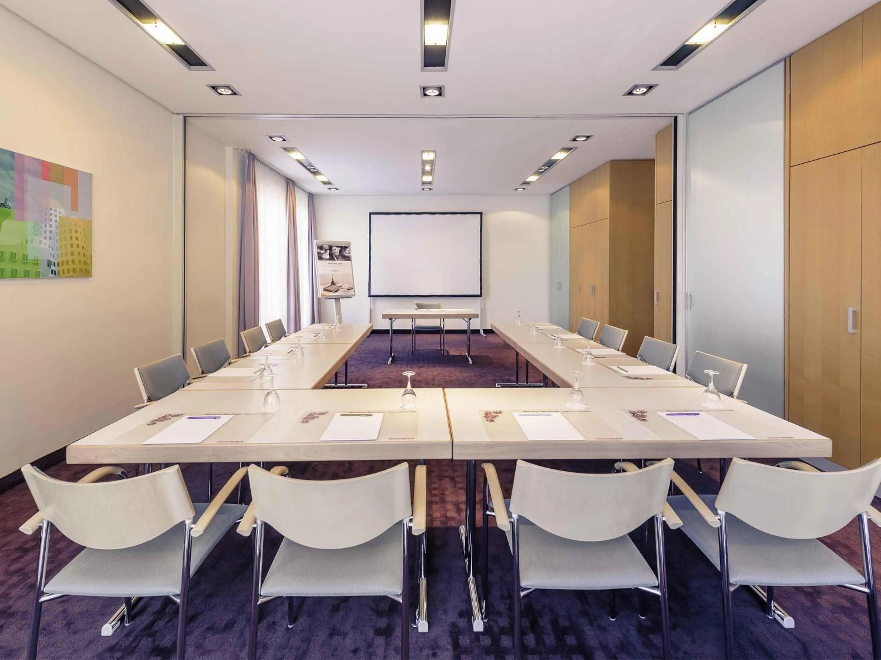 Meeting/conference room in Mercure Hotel Düsseldorf City Nord