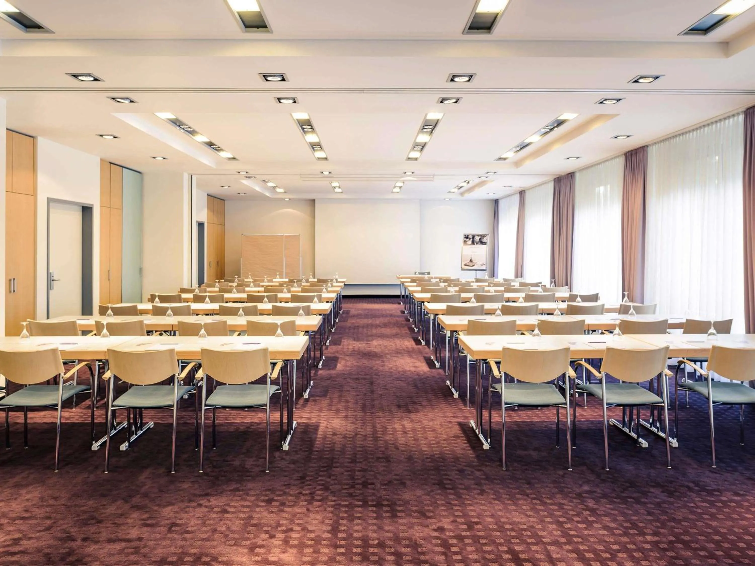 Meeting/conference room in Sunday Hotel Düsseldorf City Nord