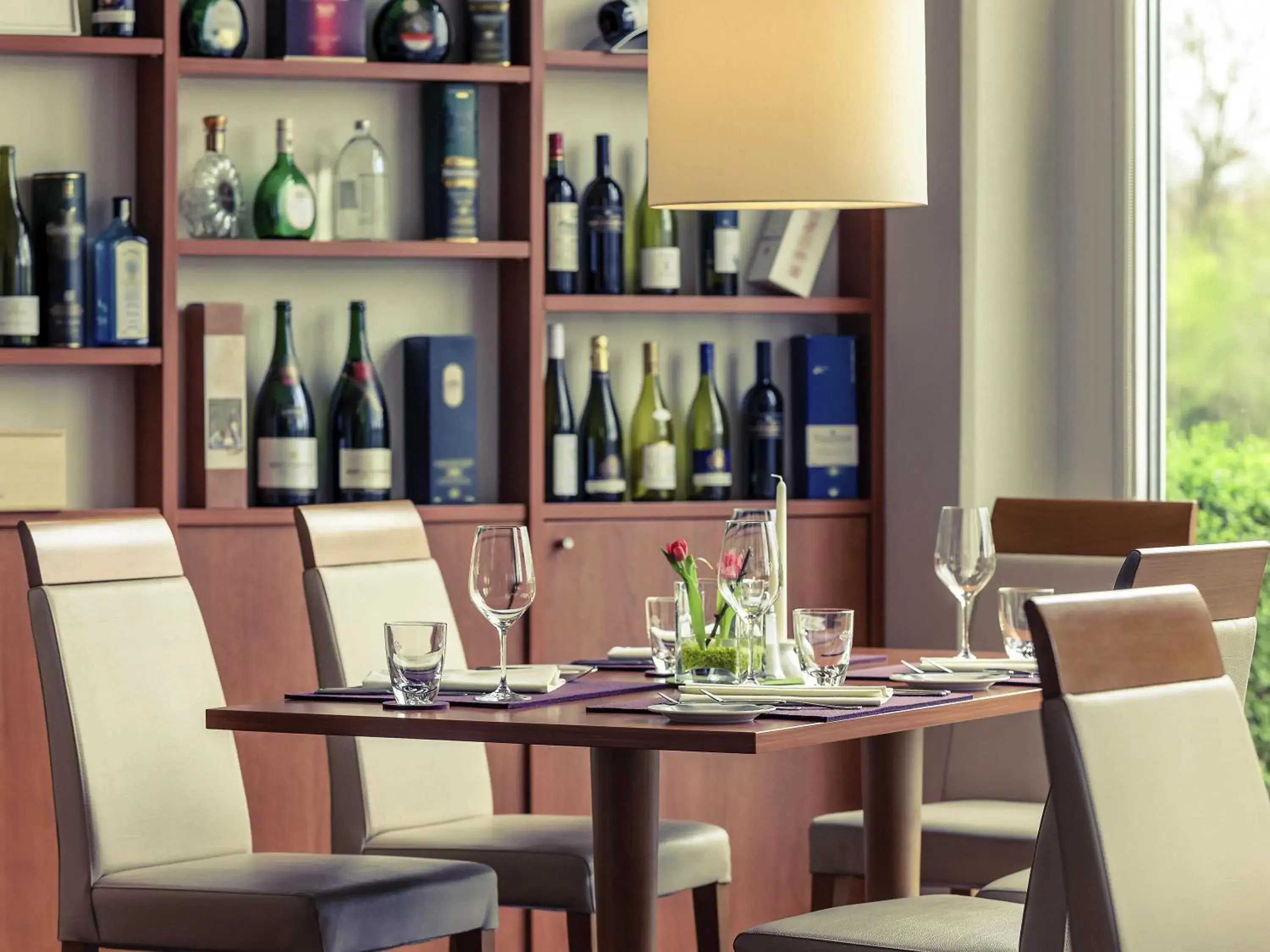 Restaurant/places to eat in Mercure Hotel Schweinfurt Maininsel Restaurant/places to eat in Mercure Hotel Schweinfurt Maininsel