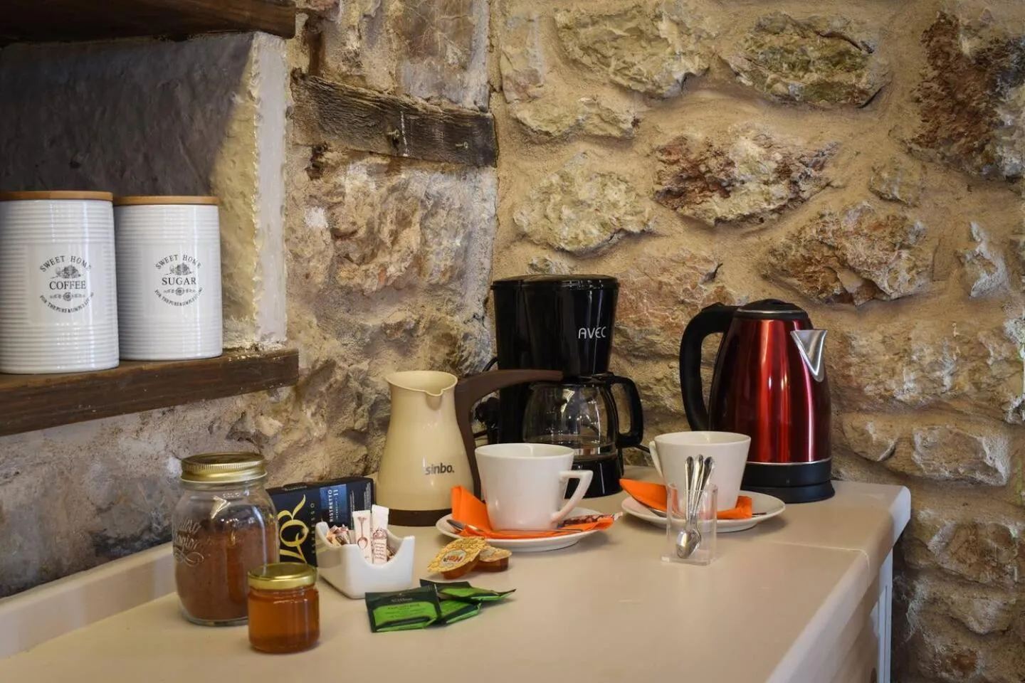 Coffee/tea facilities in Secluded Mountain Refuge - Theonimfi Paradise Gem