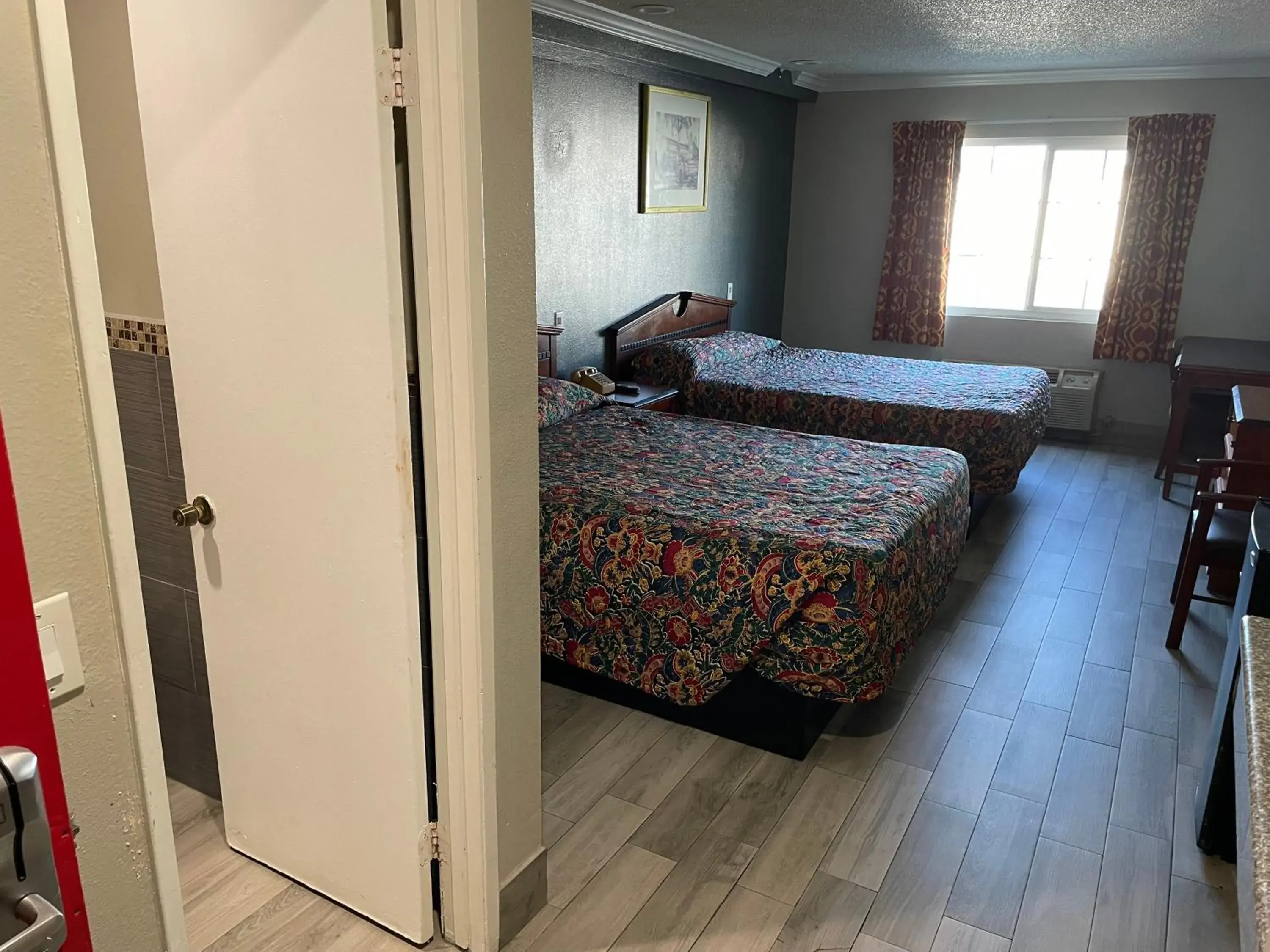 Bedroom in Heritage inn and suites Bedroom in Heritage inn and suites