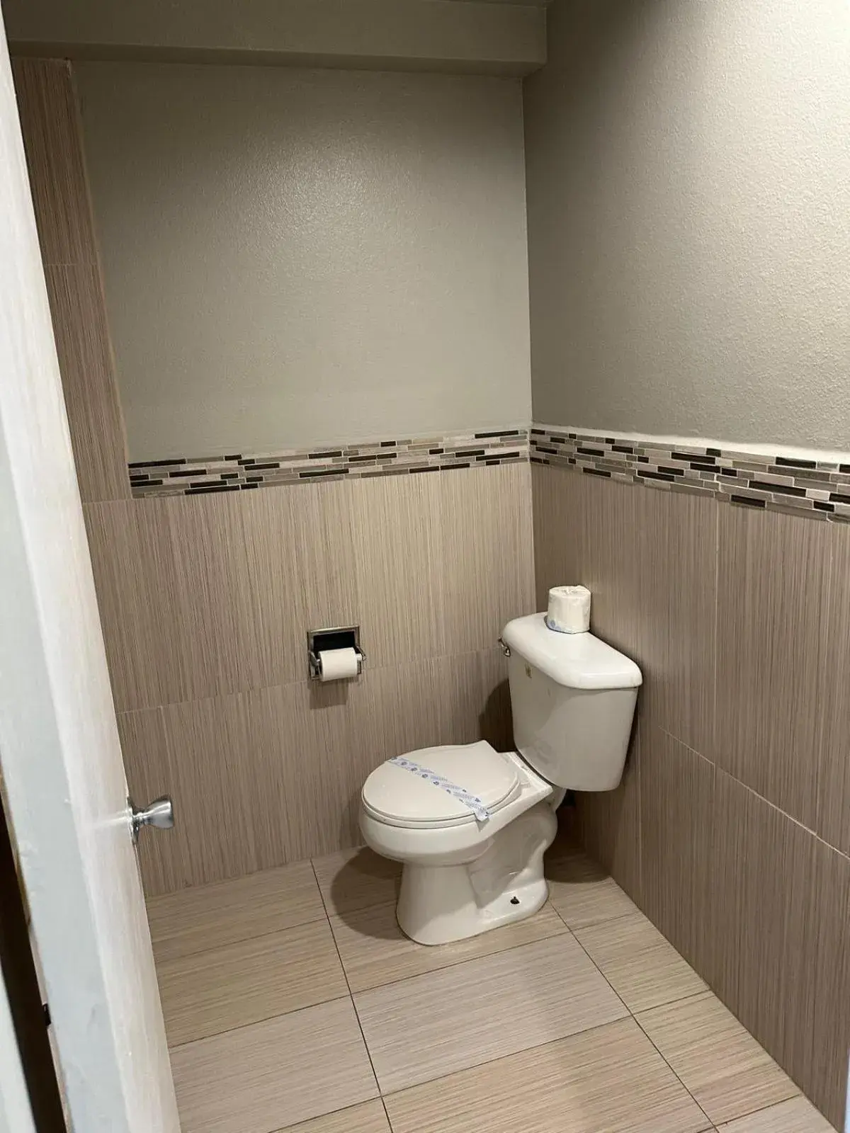 Bathroom in Heritage inn and suites Bathroom in Heritage inn and suites