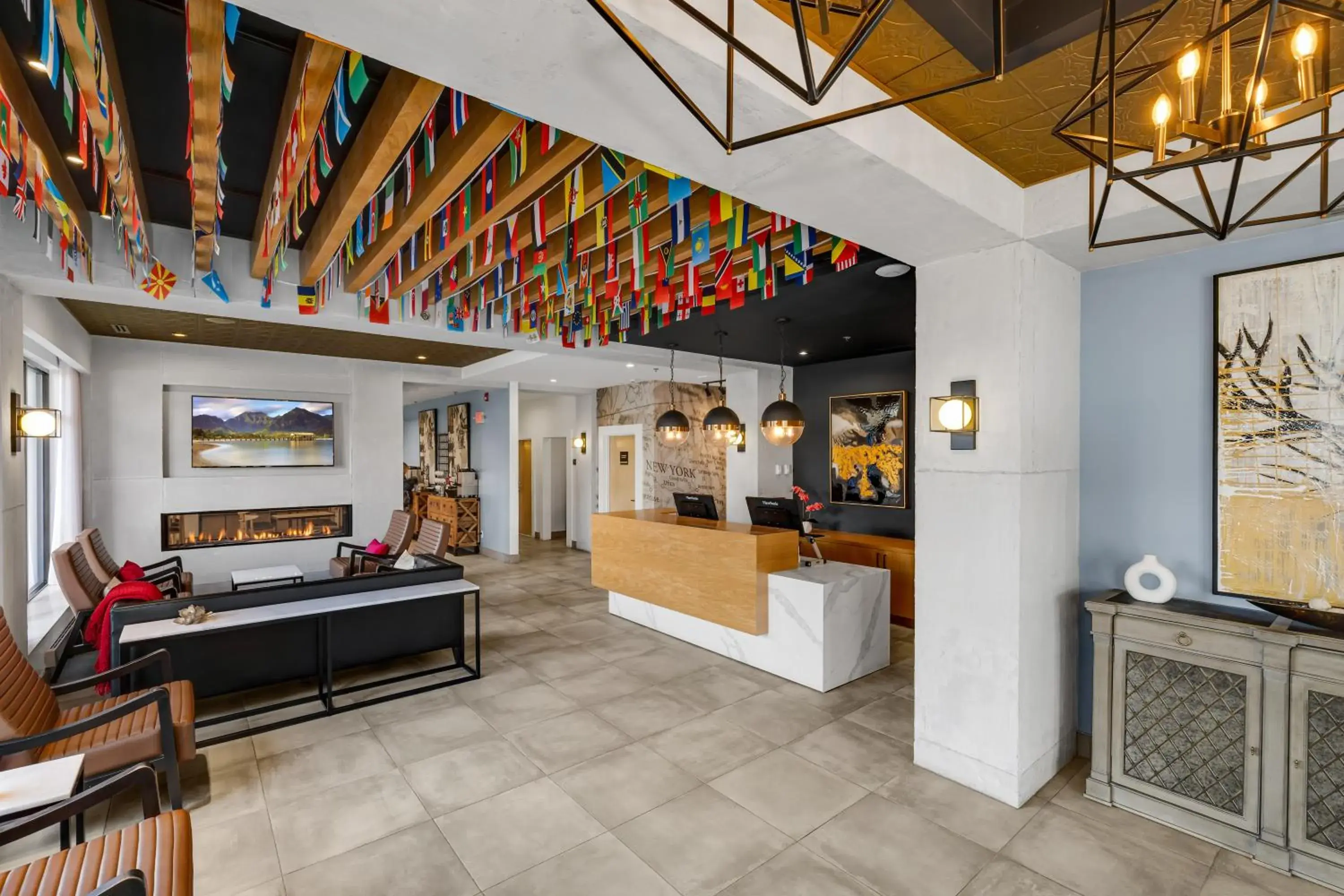 Seating area in Lake Placid Inn Boutique Hotel Seating area in Lake Placid Inn Boutique Hotel