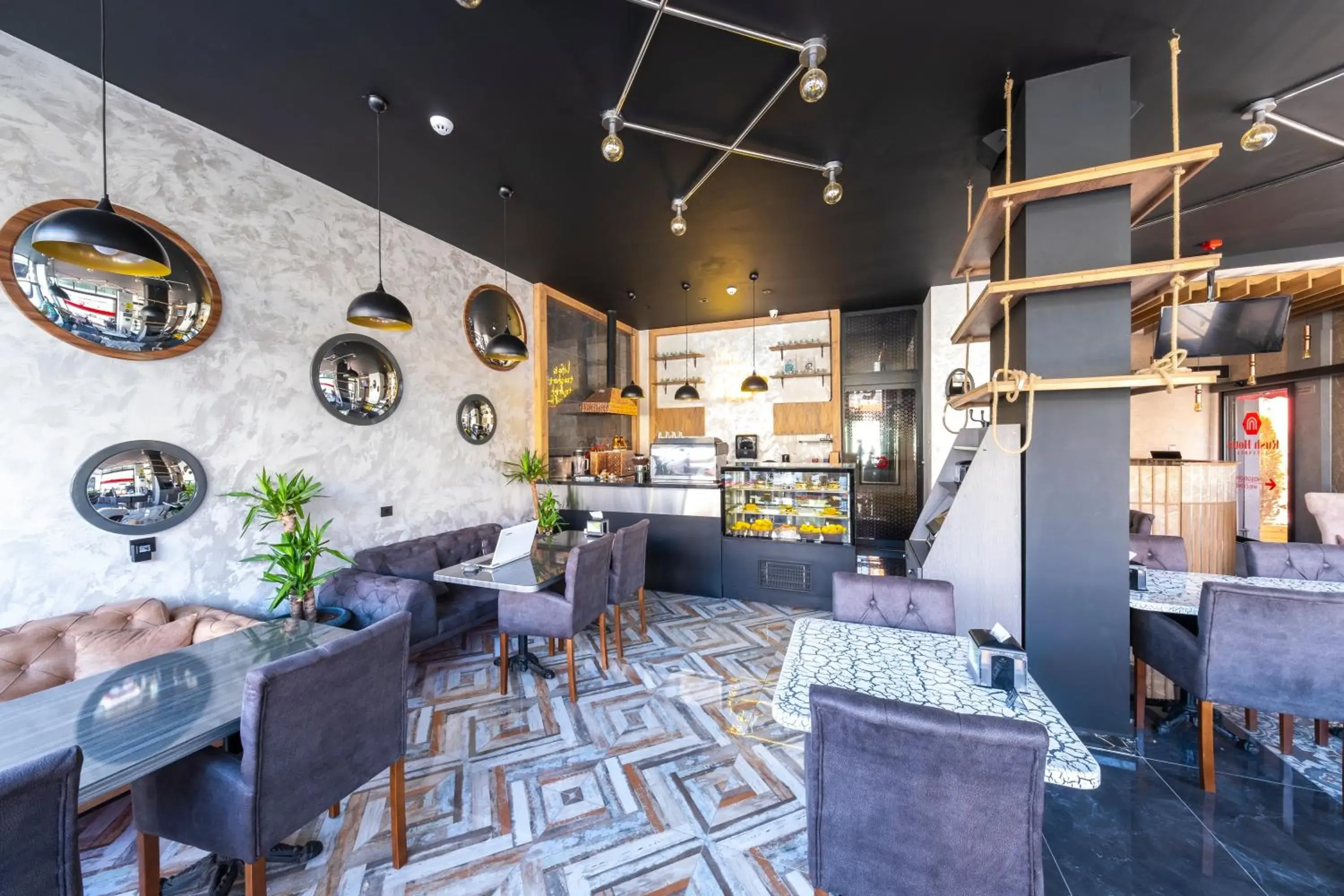 Restaurant/places to eat in RUSH HOTEL İSTANBUL Restaurant/places to eat in RUSH HOTEL İSTANBUL