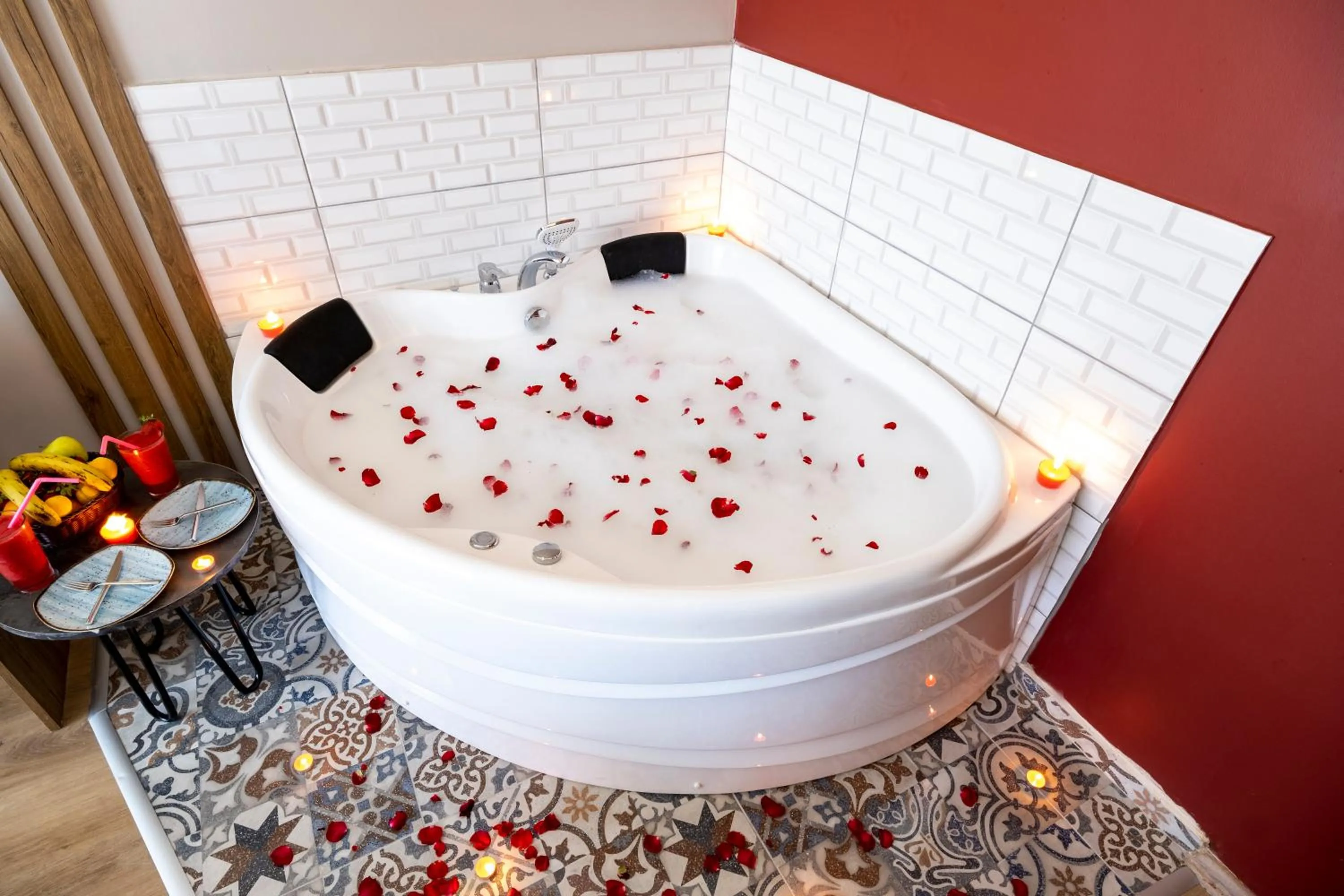 Hot Tub in RUSH HOTEL İSTANBUL