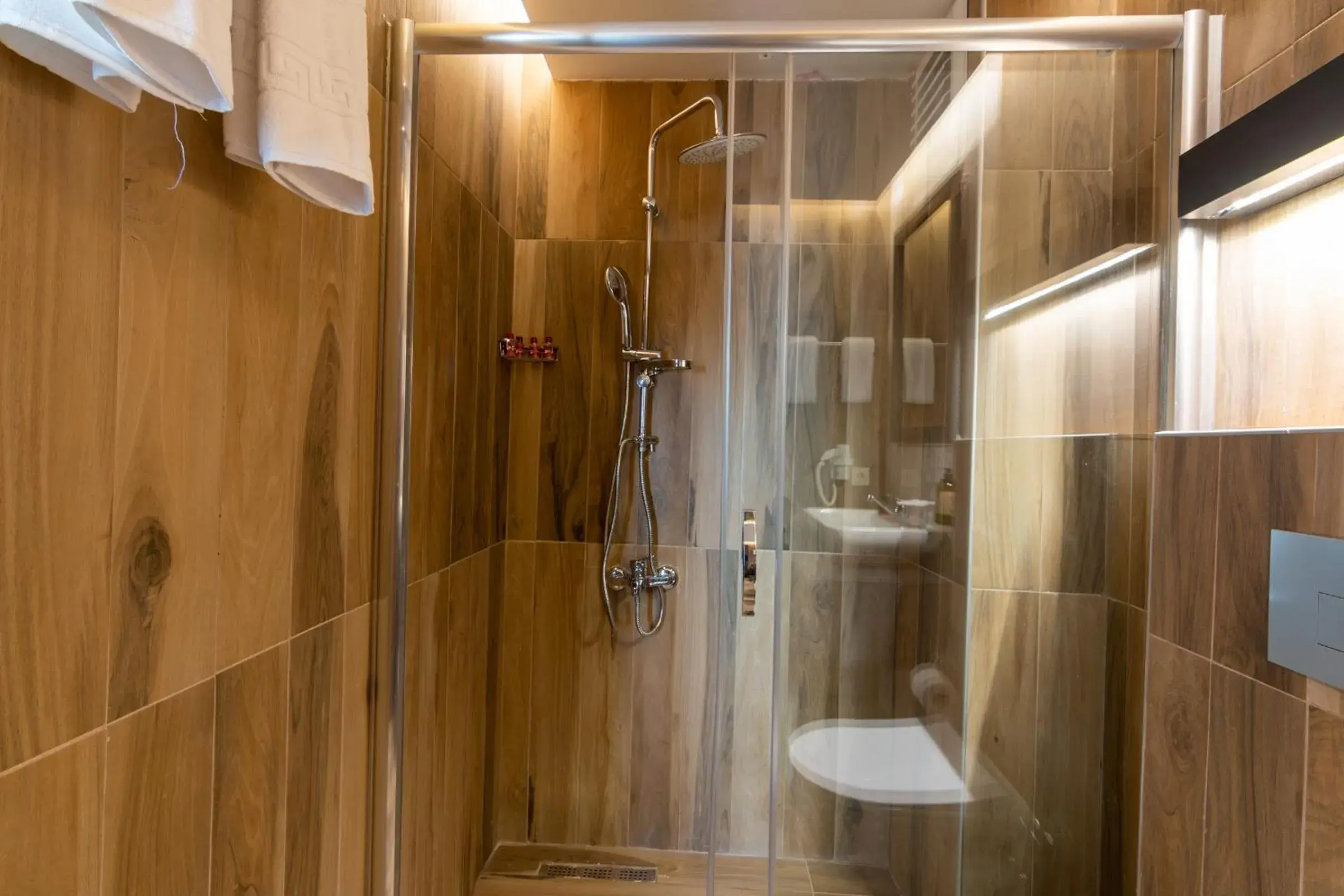 Bathroom in RUSH HOTEL İSTANBUL Bathroom in RUSH HOTEL İSTANBUL