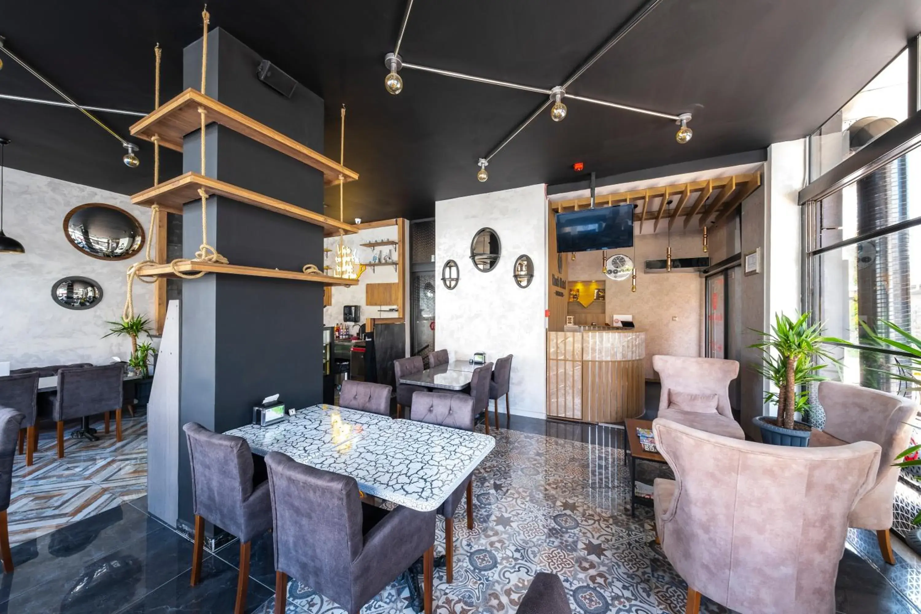 Restaurant/places to eat in RUSH HOTEL İSTANBUL Restaurant/places to eat in RUSH HOTEL İSTANBUL