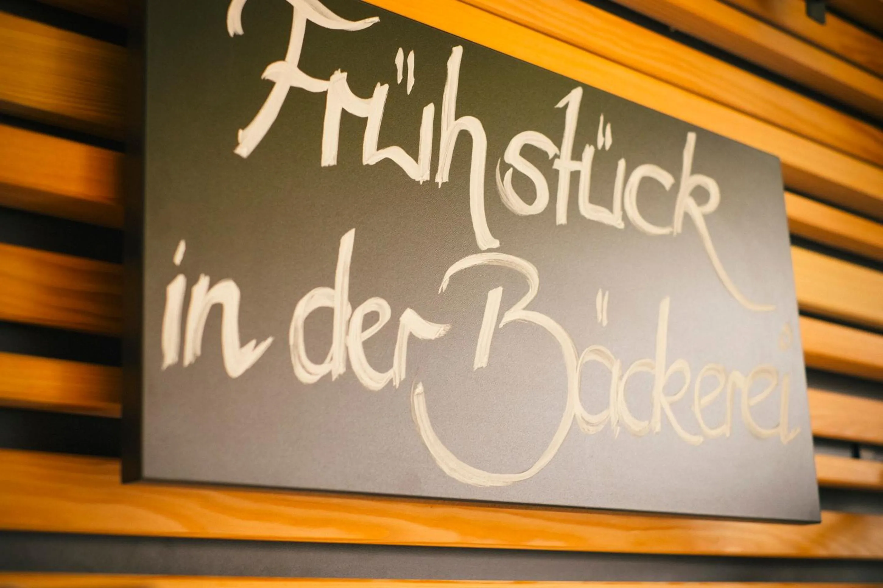 Decorative detail in Vienna House Easy by Wyndham Günzburg