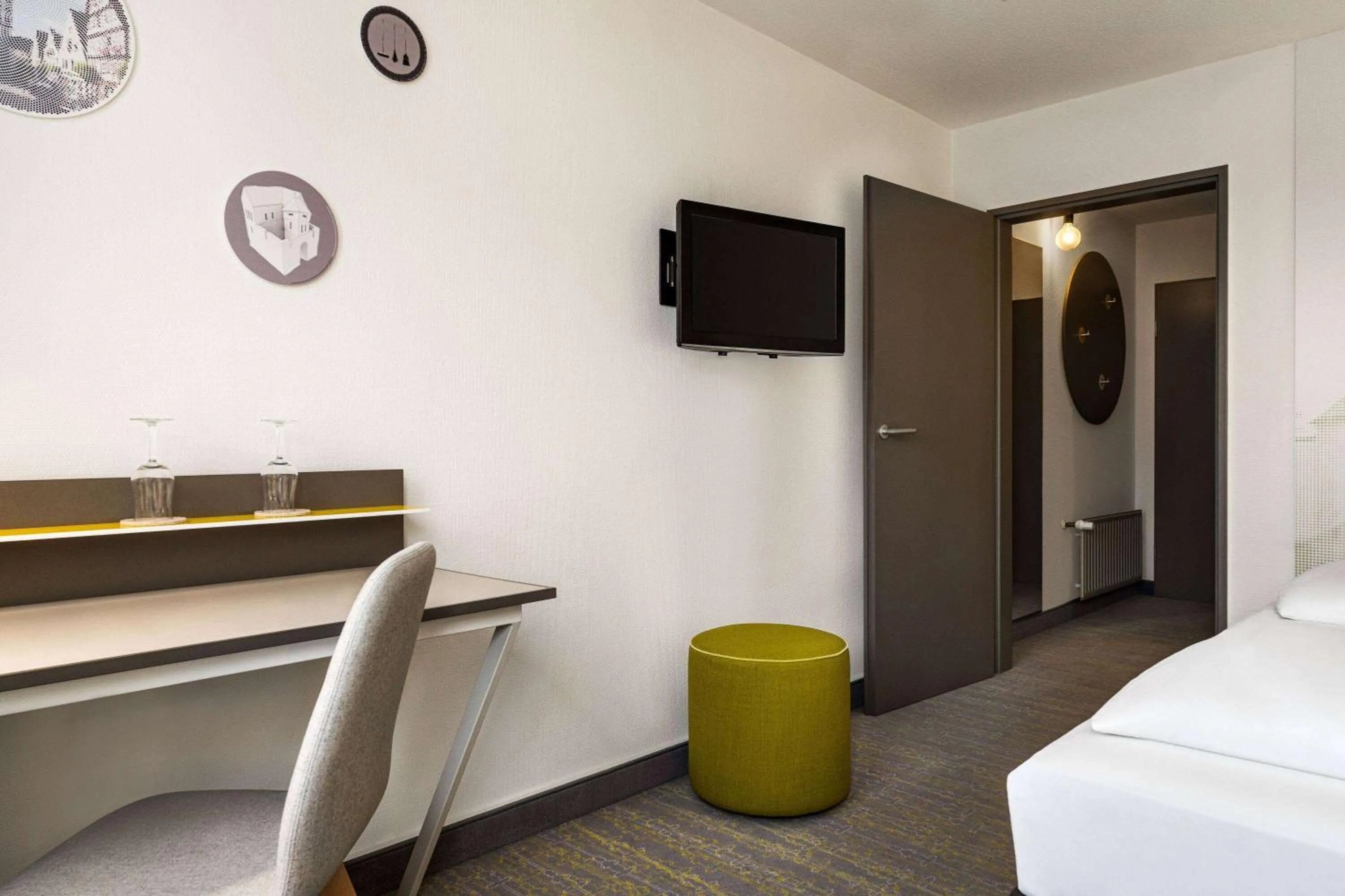 Photo of the whole room, Bed in Vienna House Easy by Wyndham Günzburg