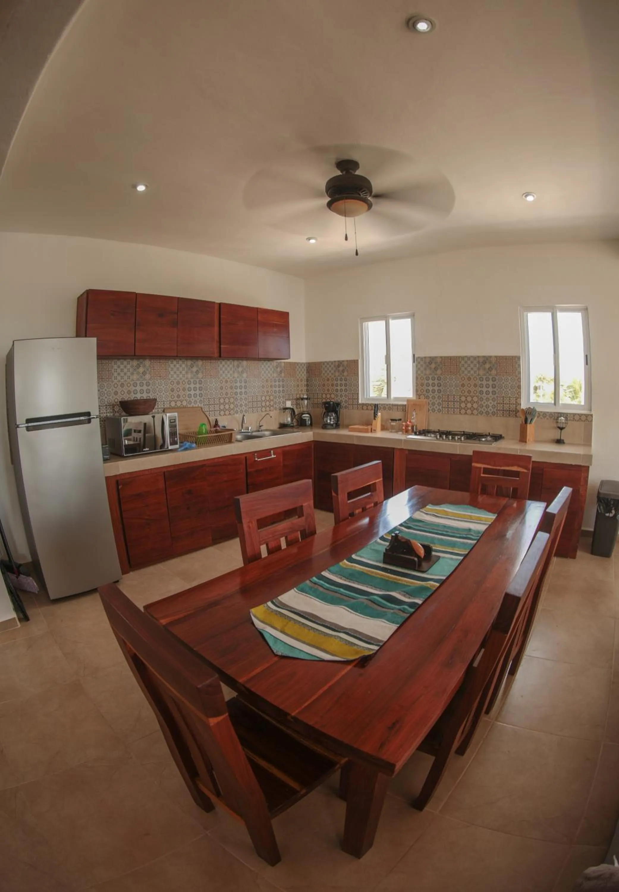 Kitchen or kitchenette in Caribbean Casa Blanca