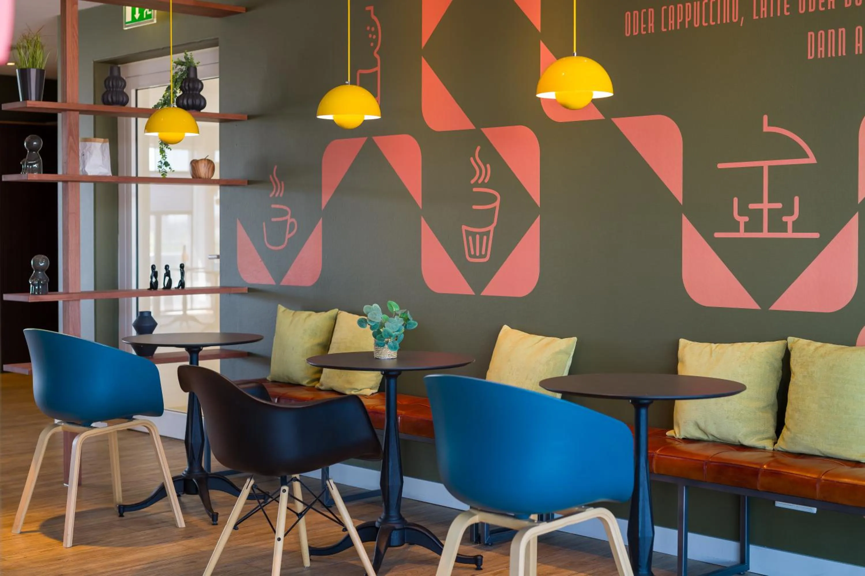 Seating area in Mercure Hotel Hannover Mitte