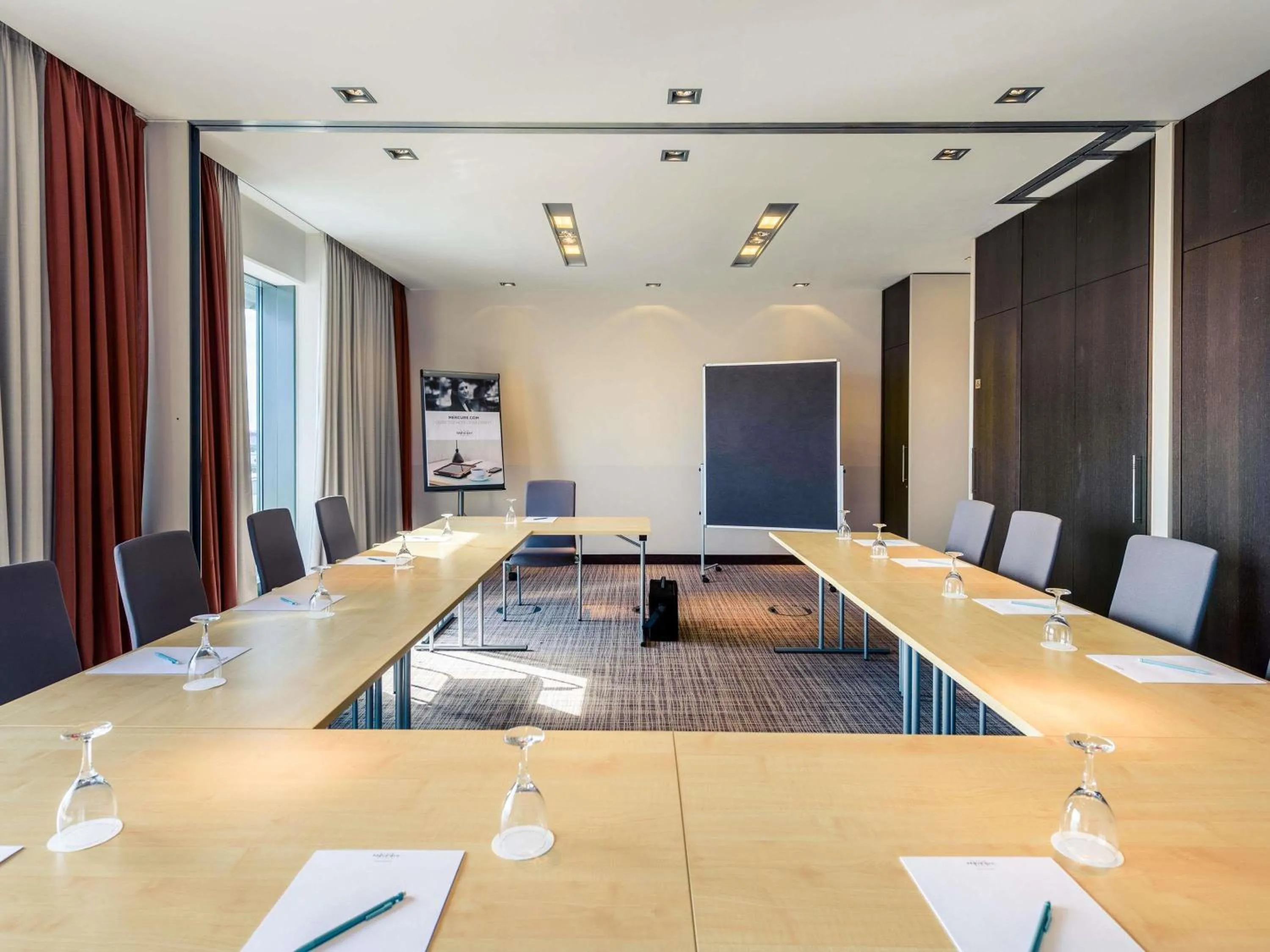 Meeting/conference room in Mercure Hotel Hannover Mitte
