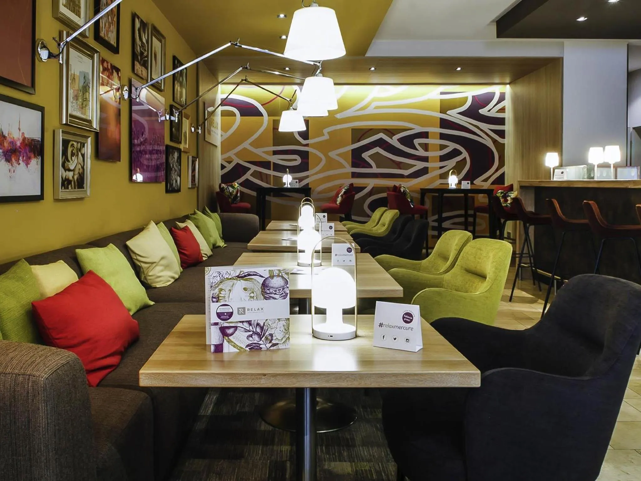 Lounge or bar in Mercure Hotel Hannover Mitte