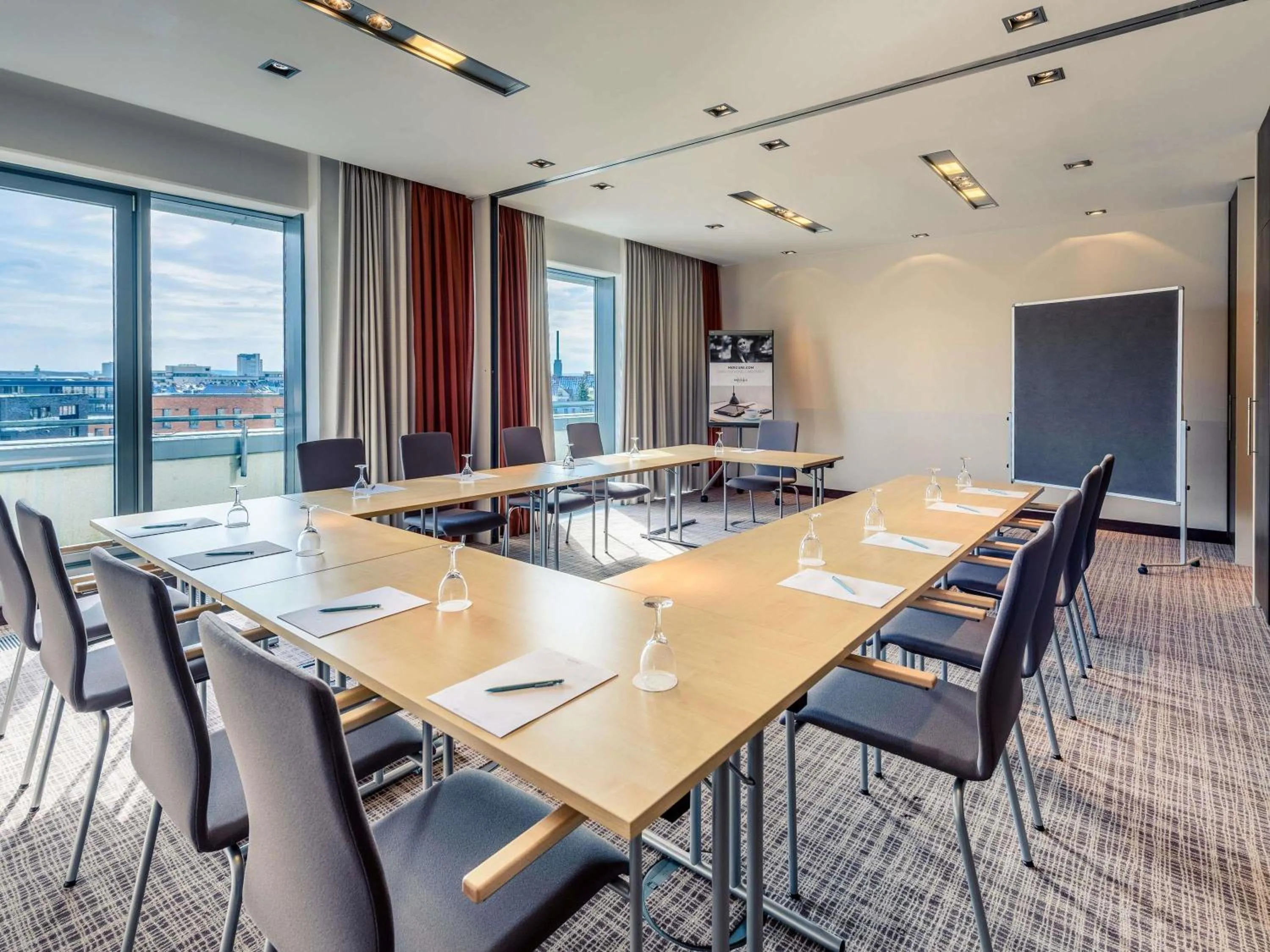 Meeting/conference room in Mercure Hotel Hannover Mitte