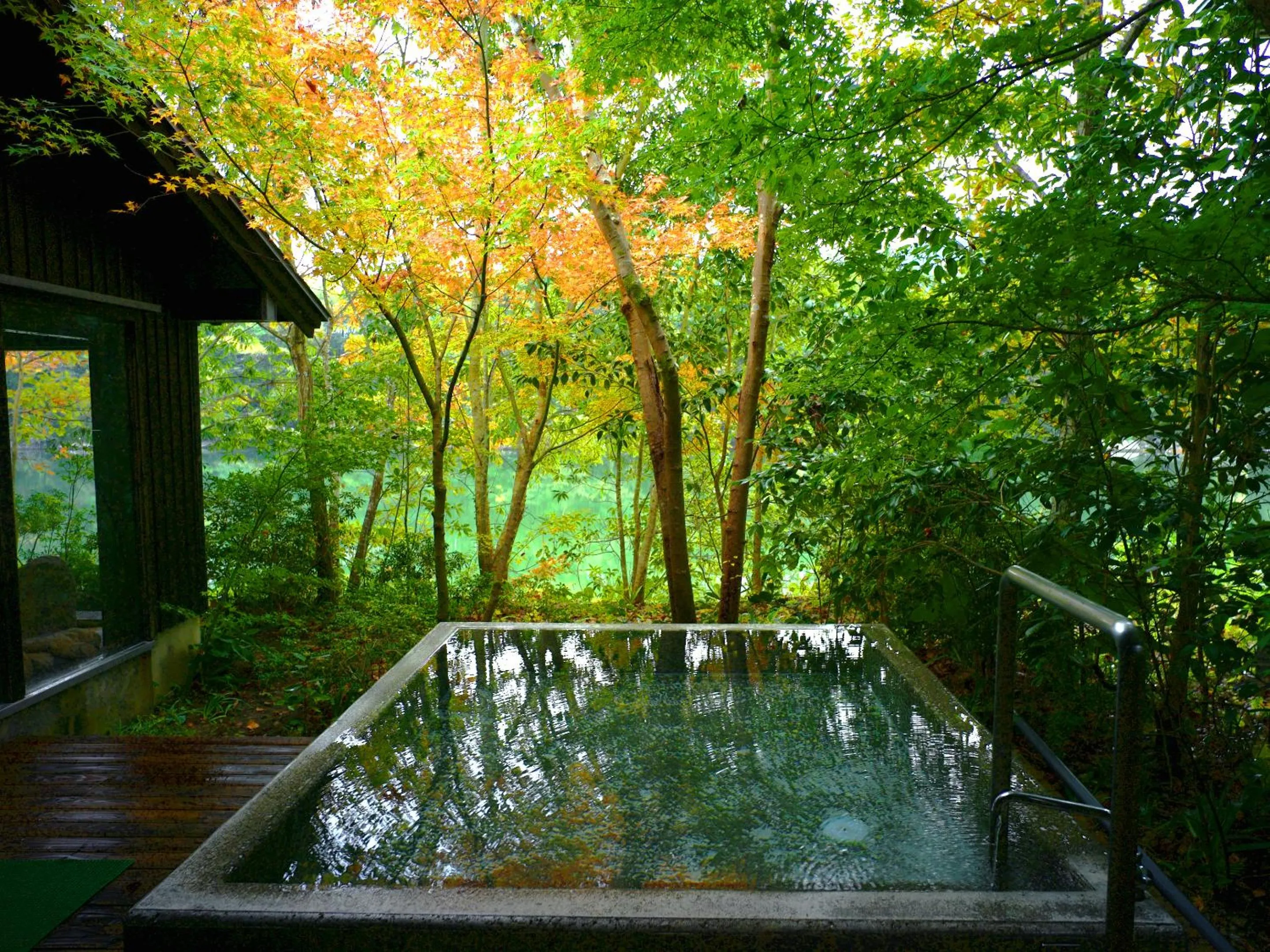 Hot Spring Bath in Kohanyu