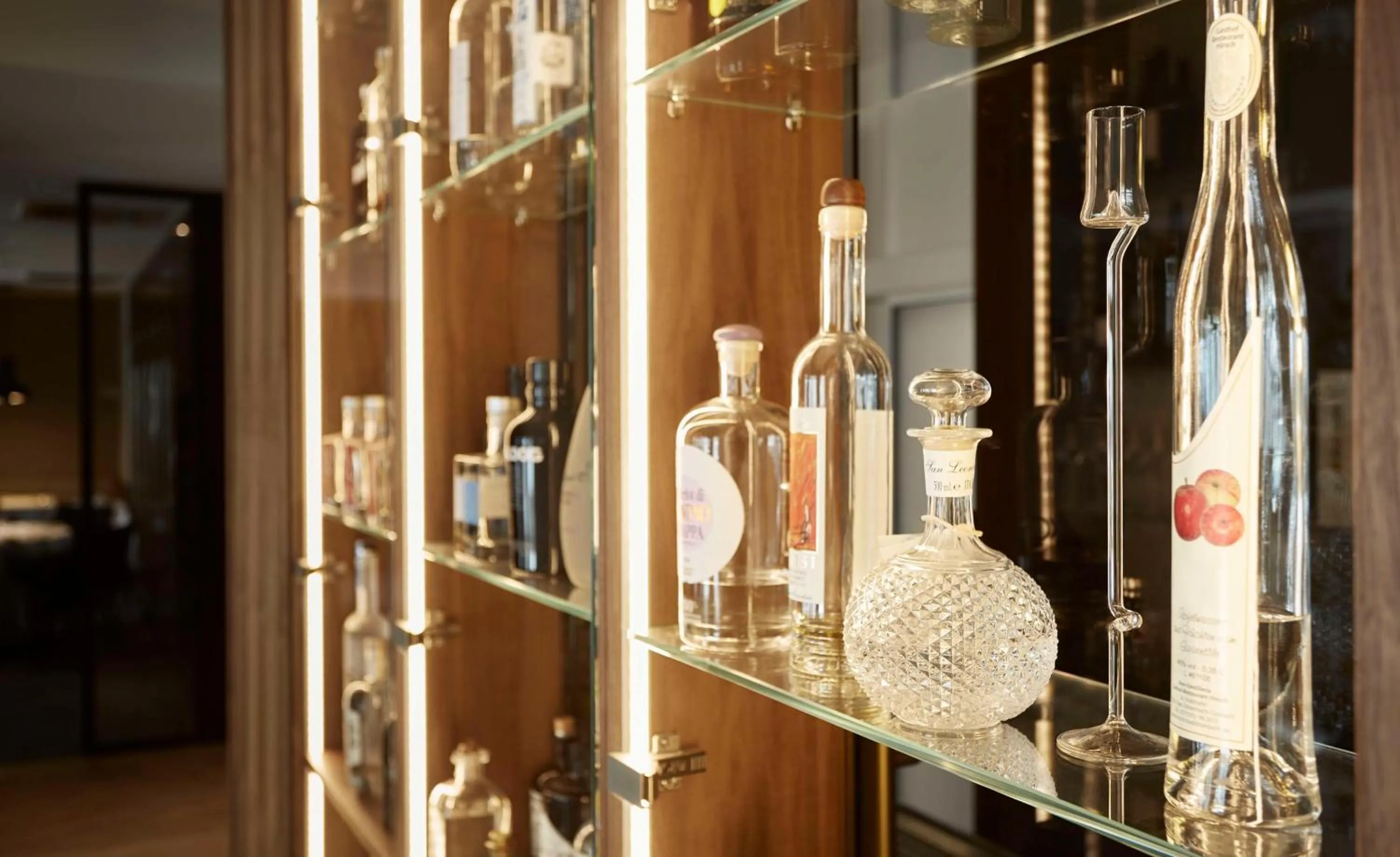 Lounge or bar in SCOTTY & EMILY Hotel Ulm