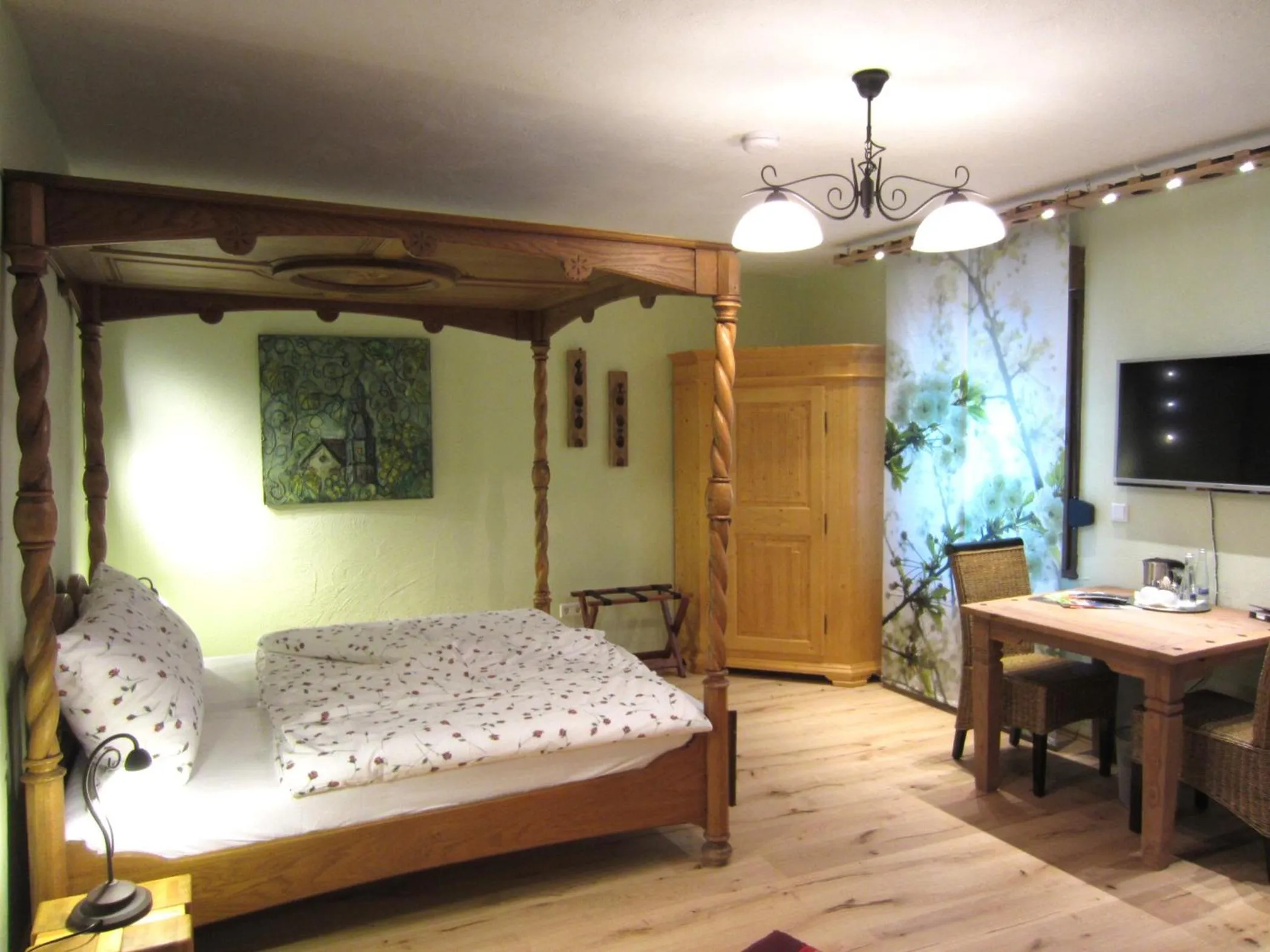 Bedroom, Bed in Cleo´s Hotel Kallstadt