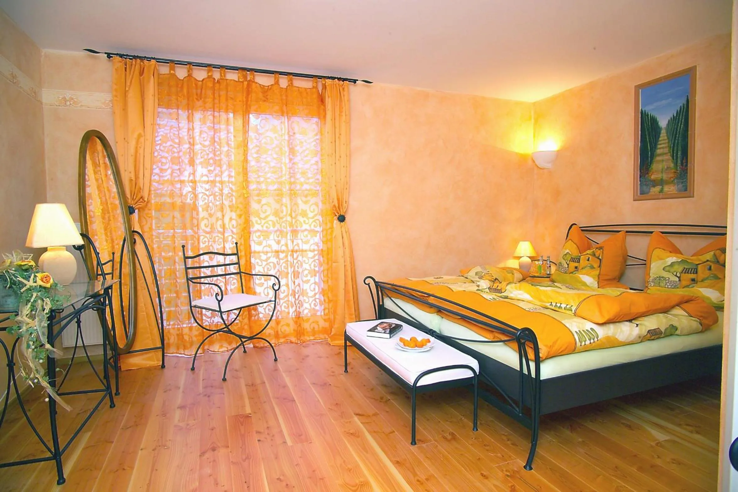Bedroom, Bed in Cleo´s Hotel Kallstadt