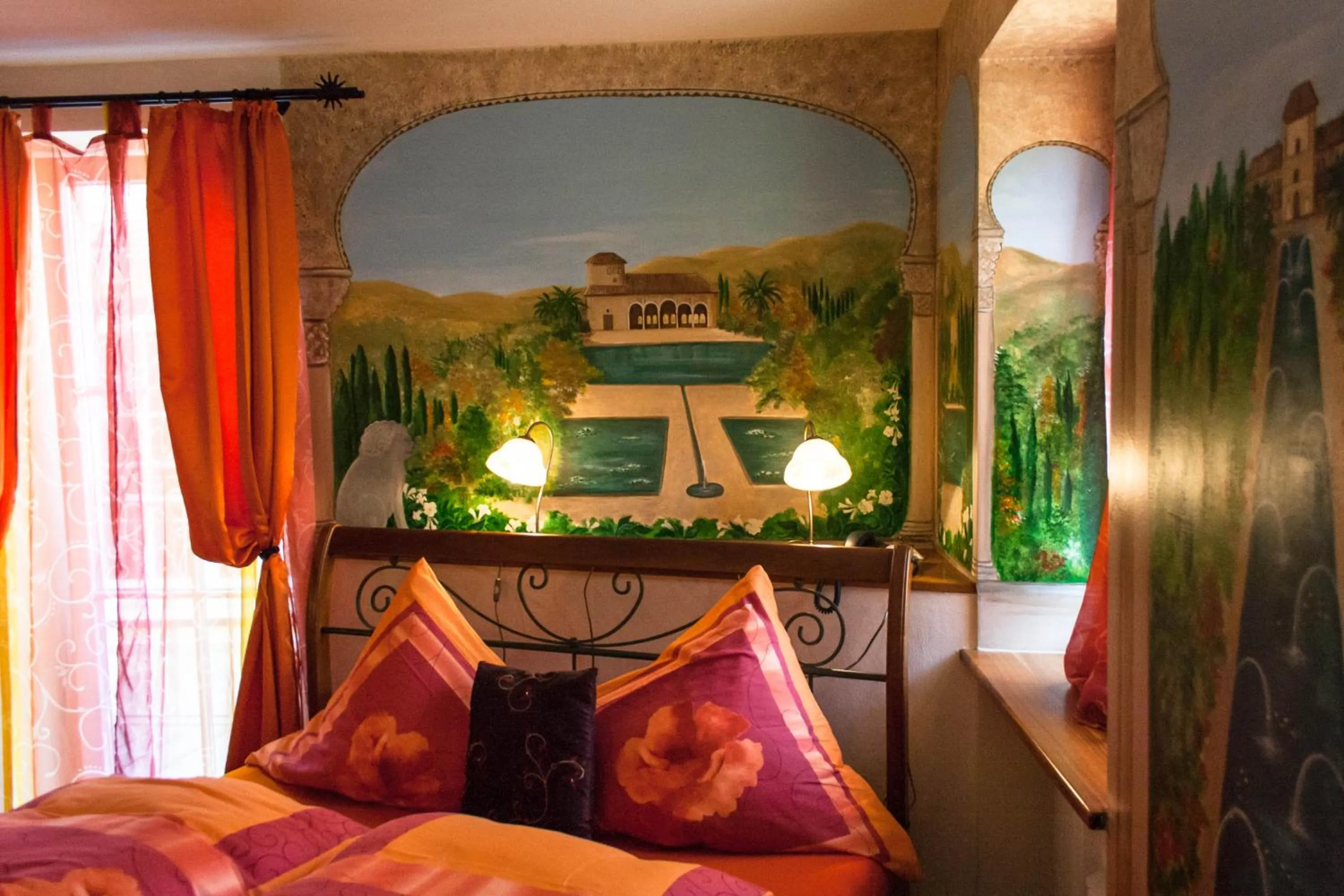 Decorative detail, Bed in Cleo´s Hotel Kallstadt