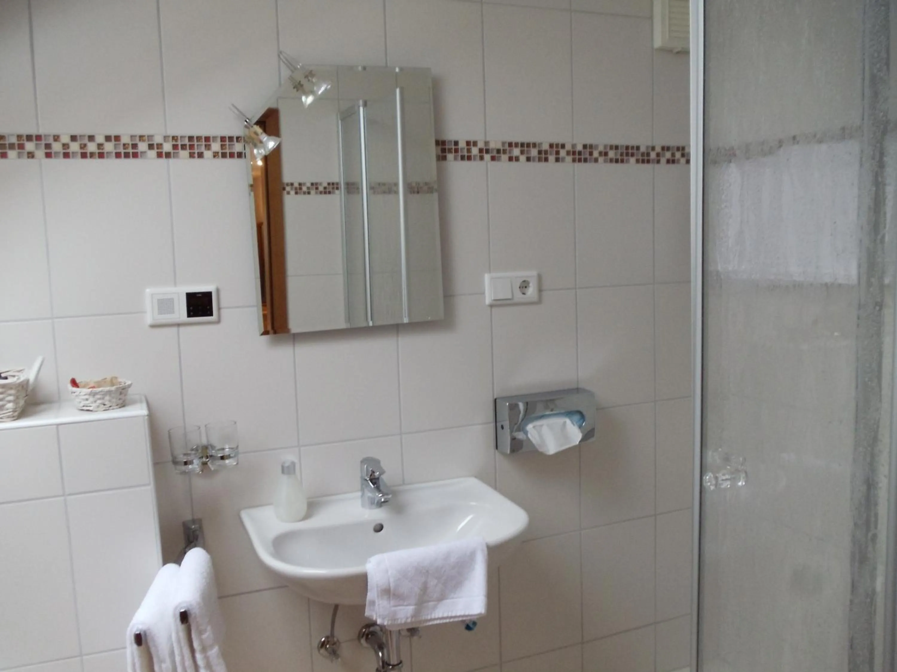 Bathroom in Hotel Restaurant Weisbrod