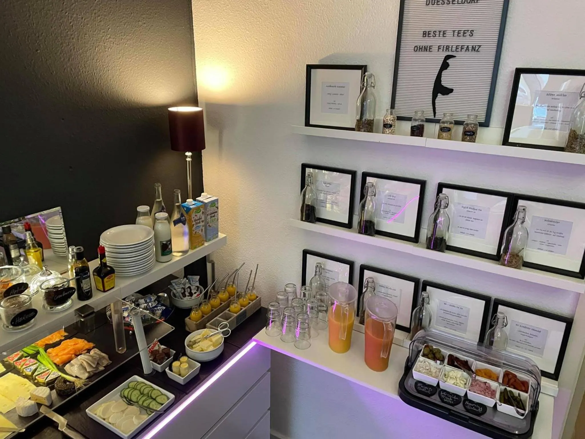 Buffet breakfast in Hotel Am Volksgarten