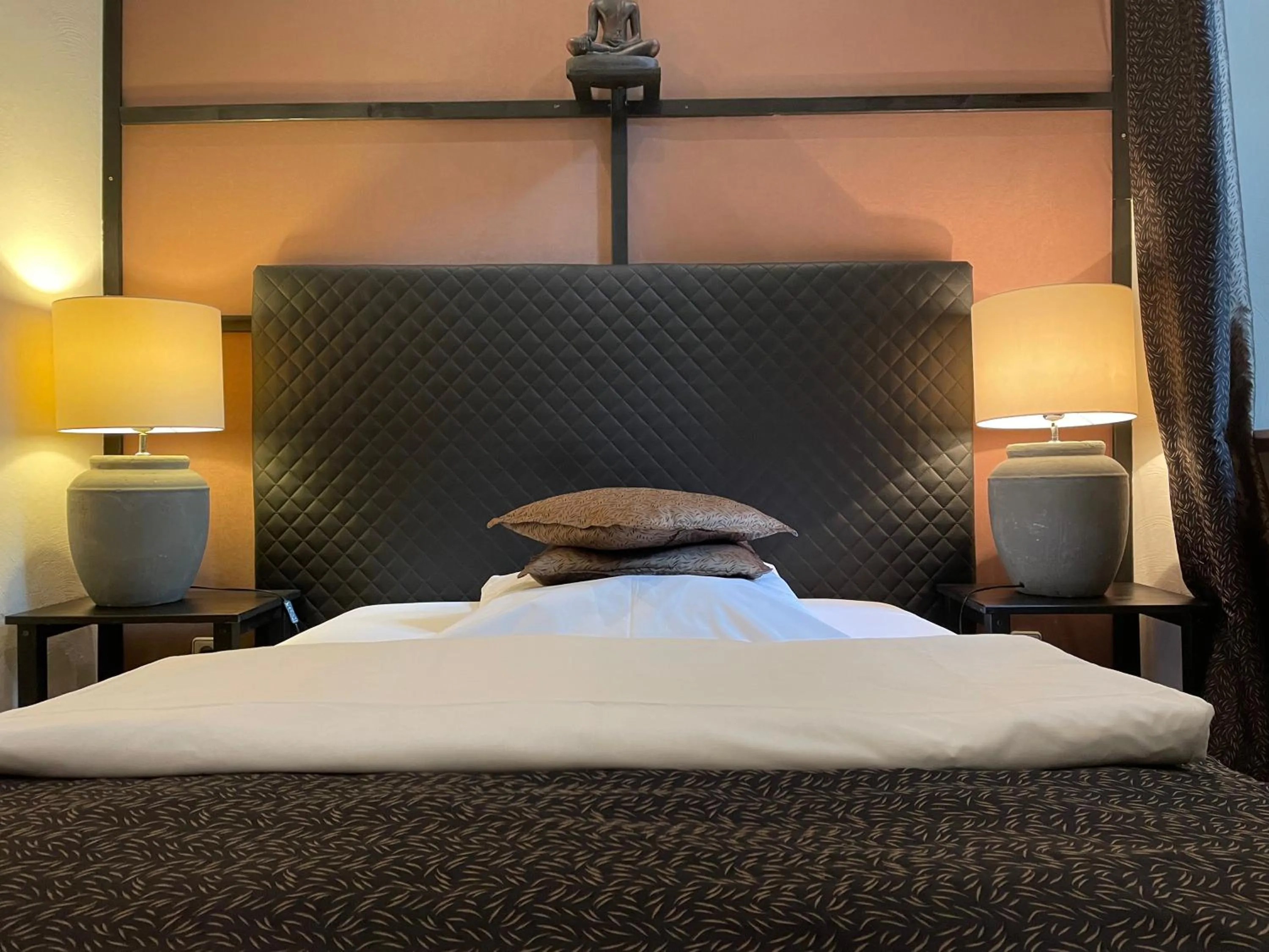 Bed in Hotel Am Volksgarten