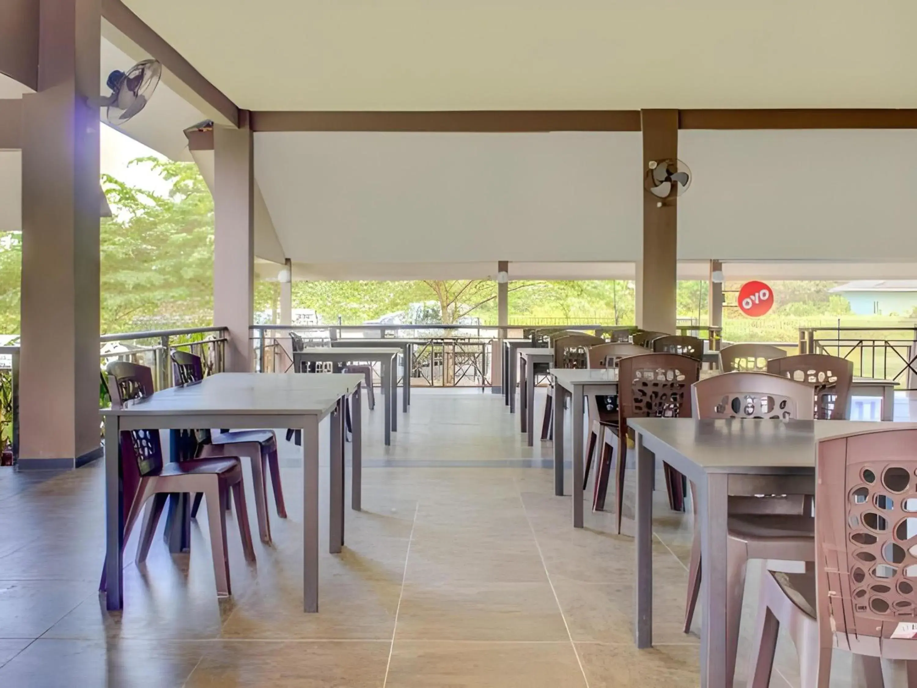 Restaurant/places to eat in Hotel O Sedili Inn Resort Restaurant/places to eat in Hotel O Sedili Inn Resort