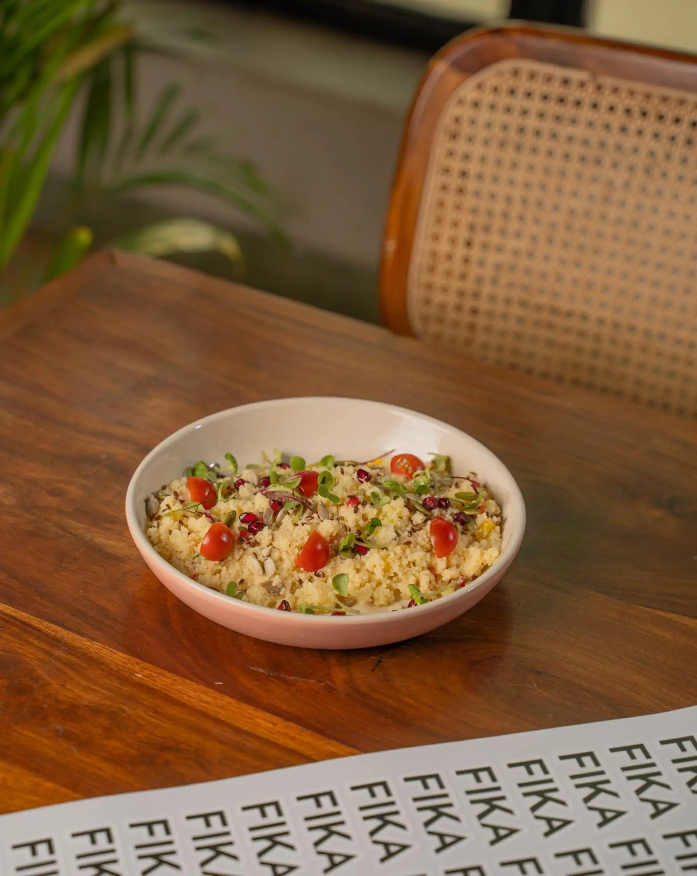 Restaurant/places to eat in Minimalist Poshtel & Suites Restaurant/places to eat in Minimalist Poshtel & Suites